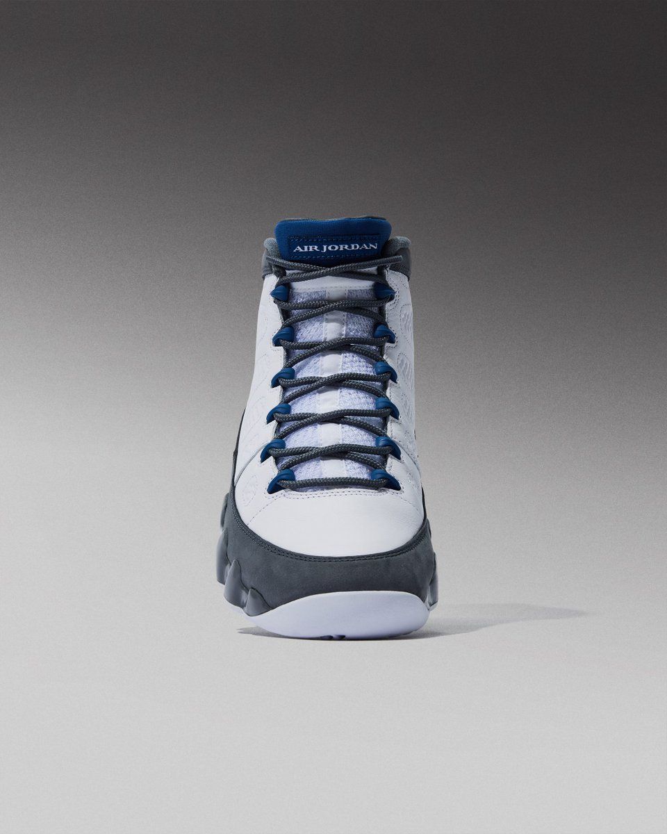 Flight Club tweet media