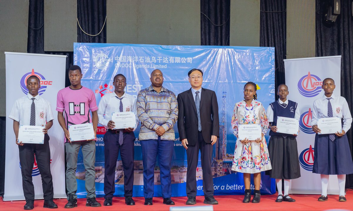 𝗦𝗧.𝗔𝗡𝗗𝗥𝗘𝗔 𝗞𝗔𝗔𝗛𝗪𝗔'𝗦 𝗖𝗢𝗟𝗟𝗘𝗚𝗘 tweet media