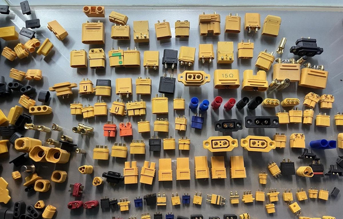LilianCeng98's tweet image. amass All products displayed

A small amount is also okay, meeting your needs

📧lily_zeng@youweic.com

#amass #drone #rc #rcfan