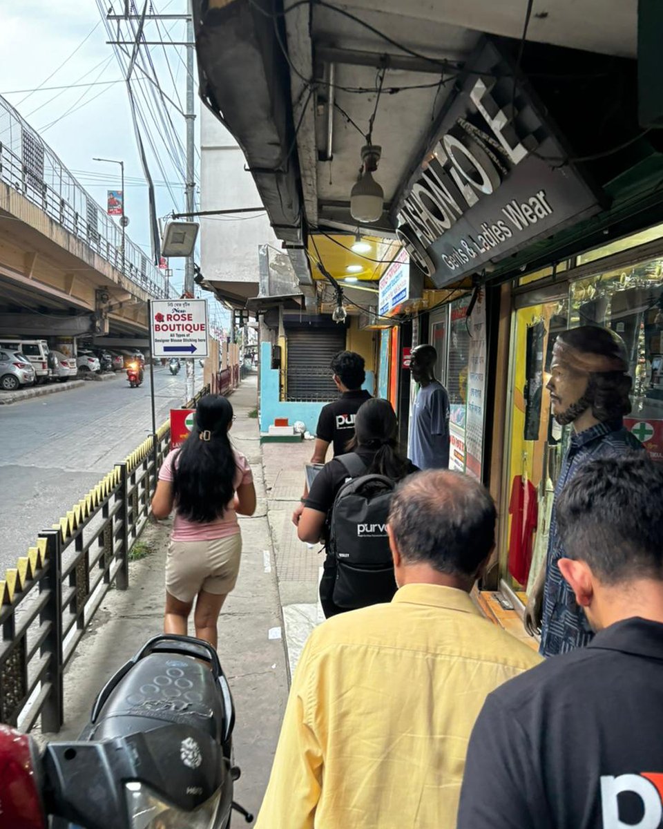 purvca's tweet photo. What does good (or bad) street design actually feel like?
On 12th April, we explored this through the first #WalkForAChange at Ganeshguri, Guwahati. A 2 km walk showed how footpaths, traffic, vendors &amp; design shape everyday mobility. More walks soon. #UrbanMobility https://t.co/RnfSDtjCCC