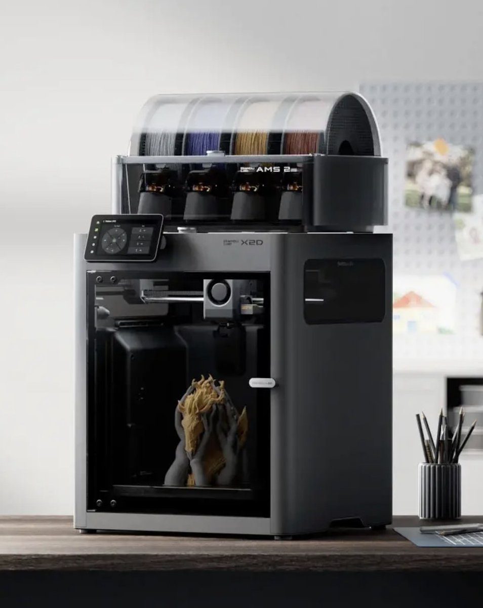 sunstella_3d's tweet image. Bambulab X2D発表！

デュアルノズル造形サイズ
235.5*256*256mm³
アクティブチャンバー加熱65℃
ビジョンエンコーダーによる50μm動作精度
フィラメントの吸湿やノズルの摩耗なども校正・補正

日本では明日予約販売開始！