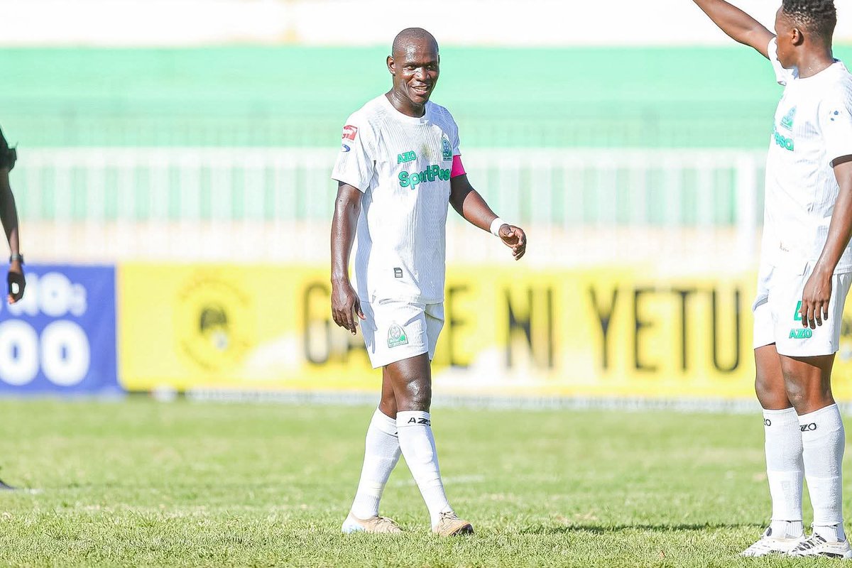 OfficialGMFC's tweet image. 🟢 | MATCH UPDATE  

It's half break here at Wang'uru Stadium in Kirinyaga... opening half was full of events, a goal there and several missed chances. We wait to see what second half will offer.

HT | Tusker 1 - 0 Gor Mahia  

#Sirkal  | #SportPesaNaGor