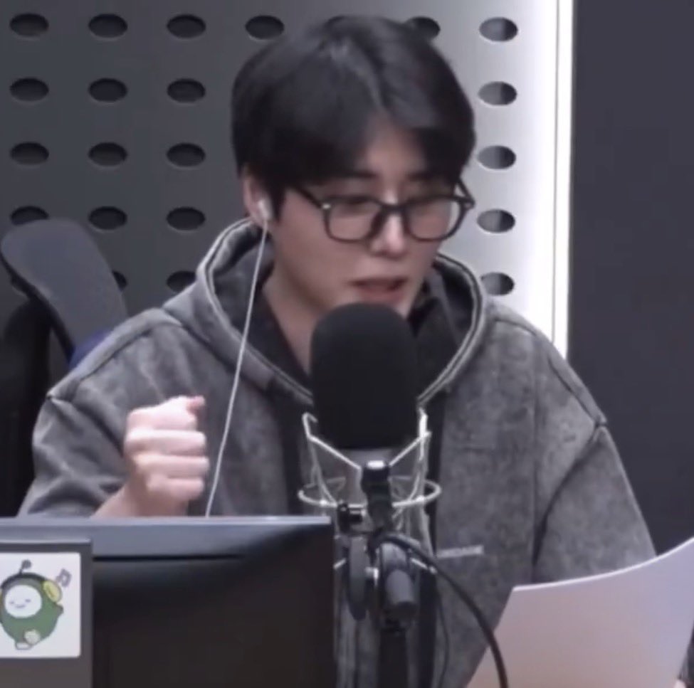 토수니 tweet media