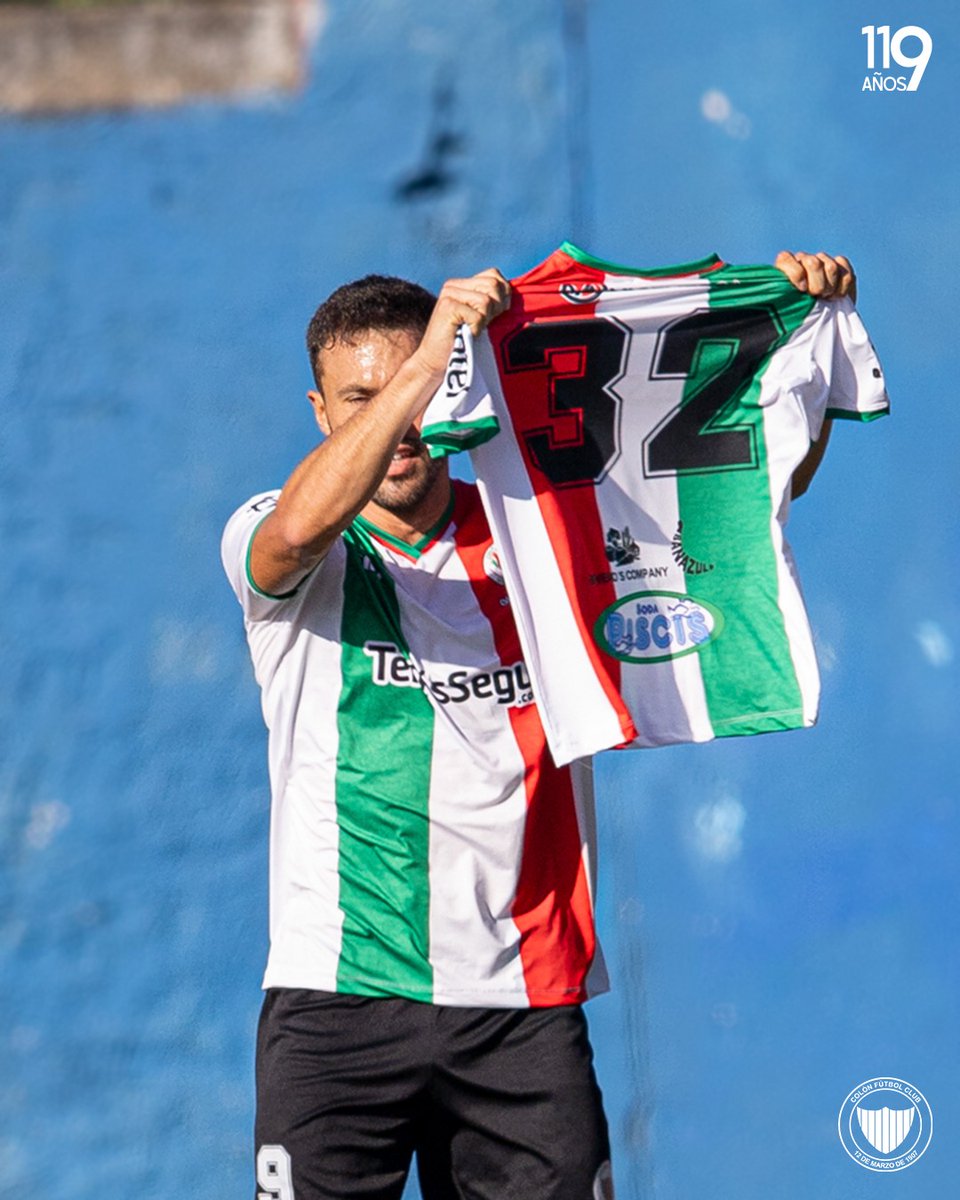 ColonFC_SAD's tweet photo. 𝐐𝐮𝐢𝐧𝐭𝐚𝐧𝐚 𝐲 𝐞𝐥 𝐩𝐫𝐢𝐦𝐞𝐫𝐨!

🟢⚪🔴

#daleverde #colónfútbolclub #futbol #auf #segundadivisión https://t.co/xM1gTsLq8o