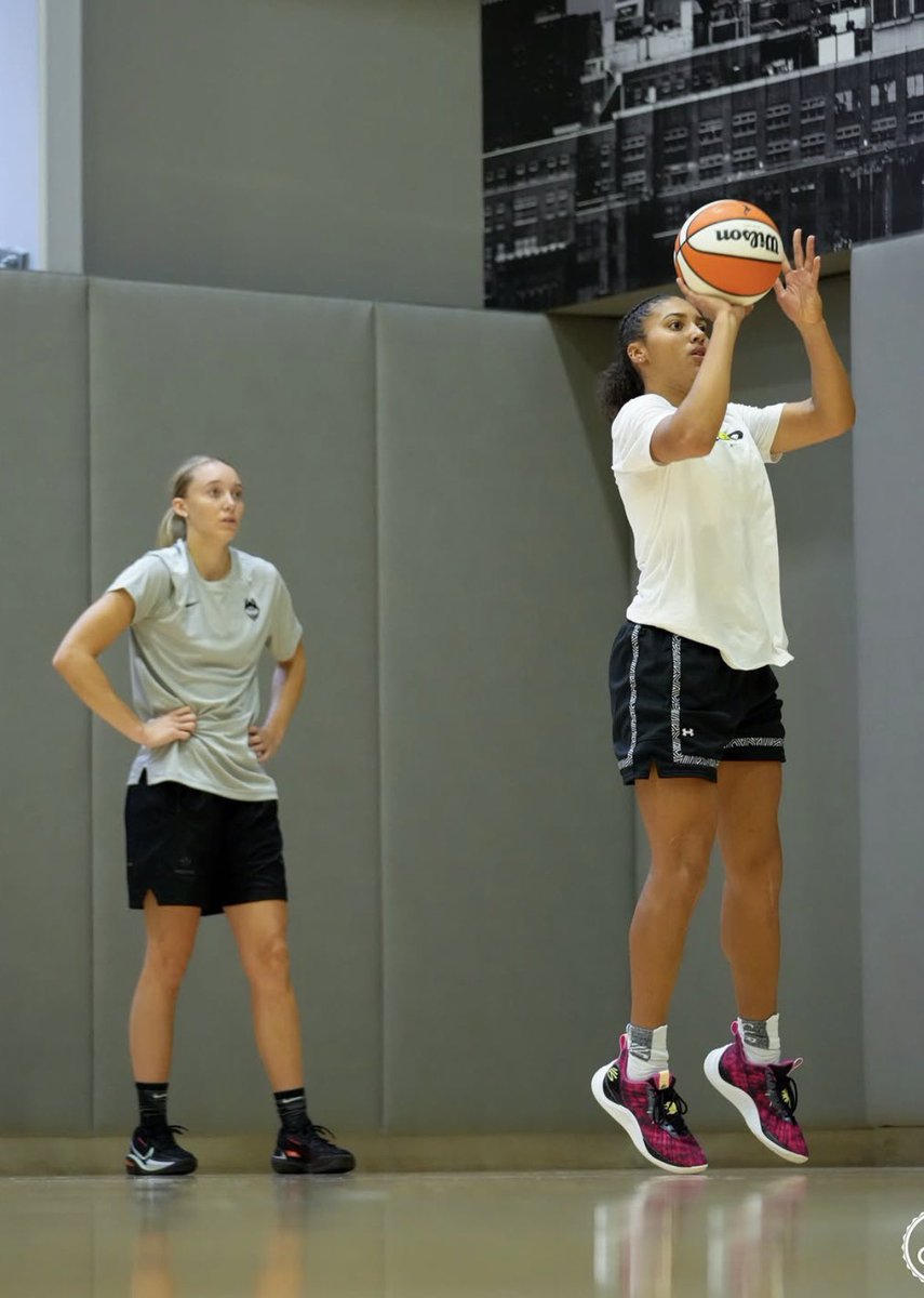 ౨ৎ 𝓝𝓪𝓽𝓪𝓵𝓲𝓮 ౨ৎ tweet media