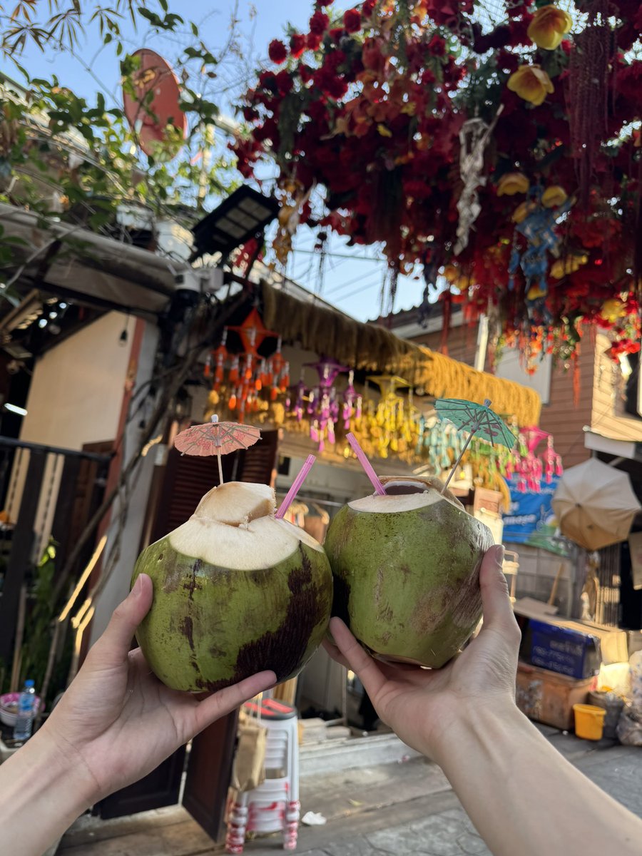 peterpanzz_w's tweet photo. Summer vibe 🌴🥥💦🥵
@FlukeNatouch 

#peterpanzz_w #fluke_natouch https://t.co/XbX8oTl05I