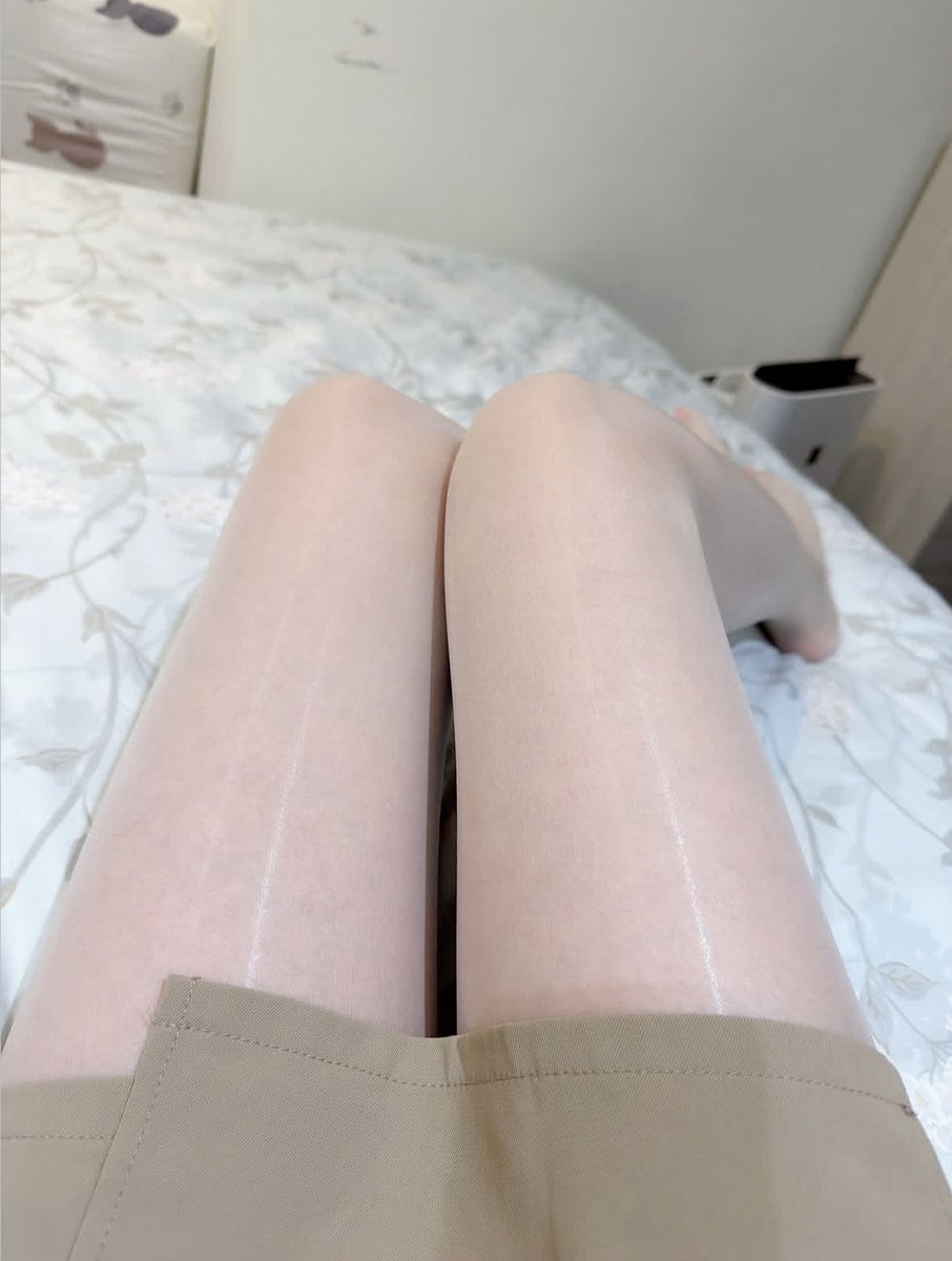 玲玲酱 tweet media