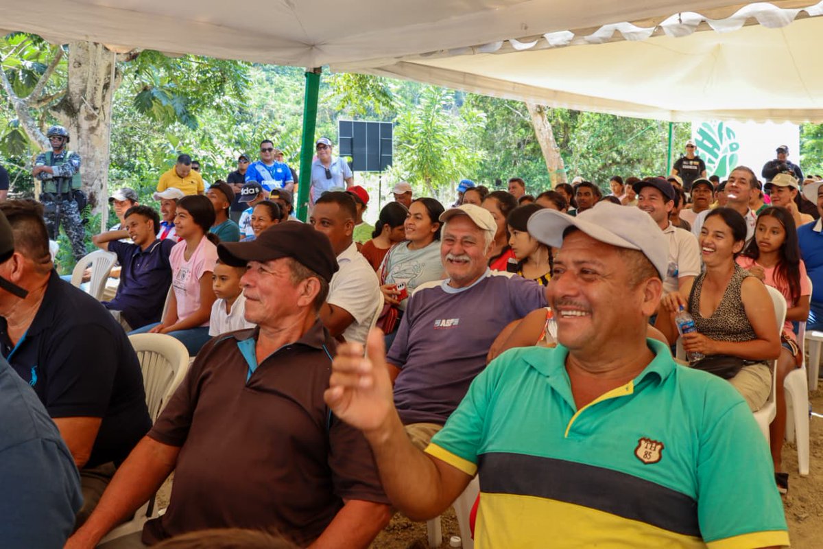 Banco de Desarrollo del Ecuador B.P. tweet media