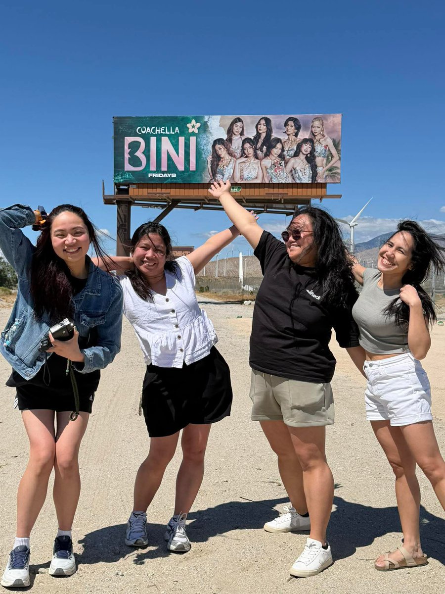 TEAM BLOOM UK tweet media