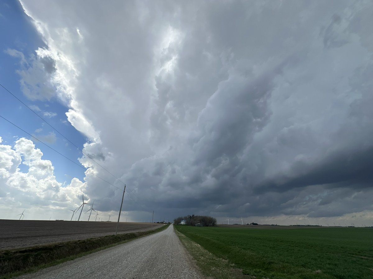 JacobPunchWX's tweet photo. BIG TIME #iawx https://t.co/VRQYXjkqeH