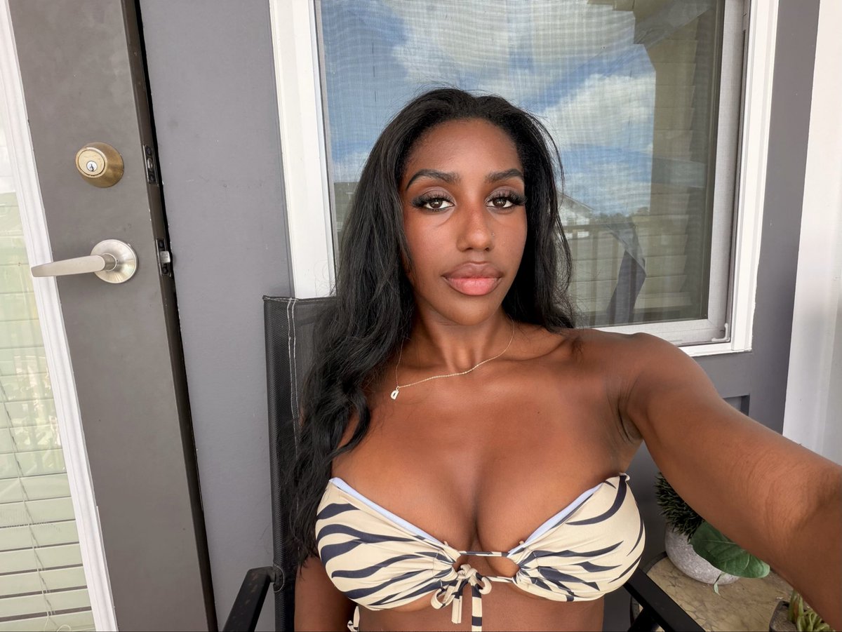 Chantelwwe tweet media