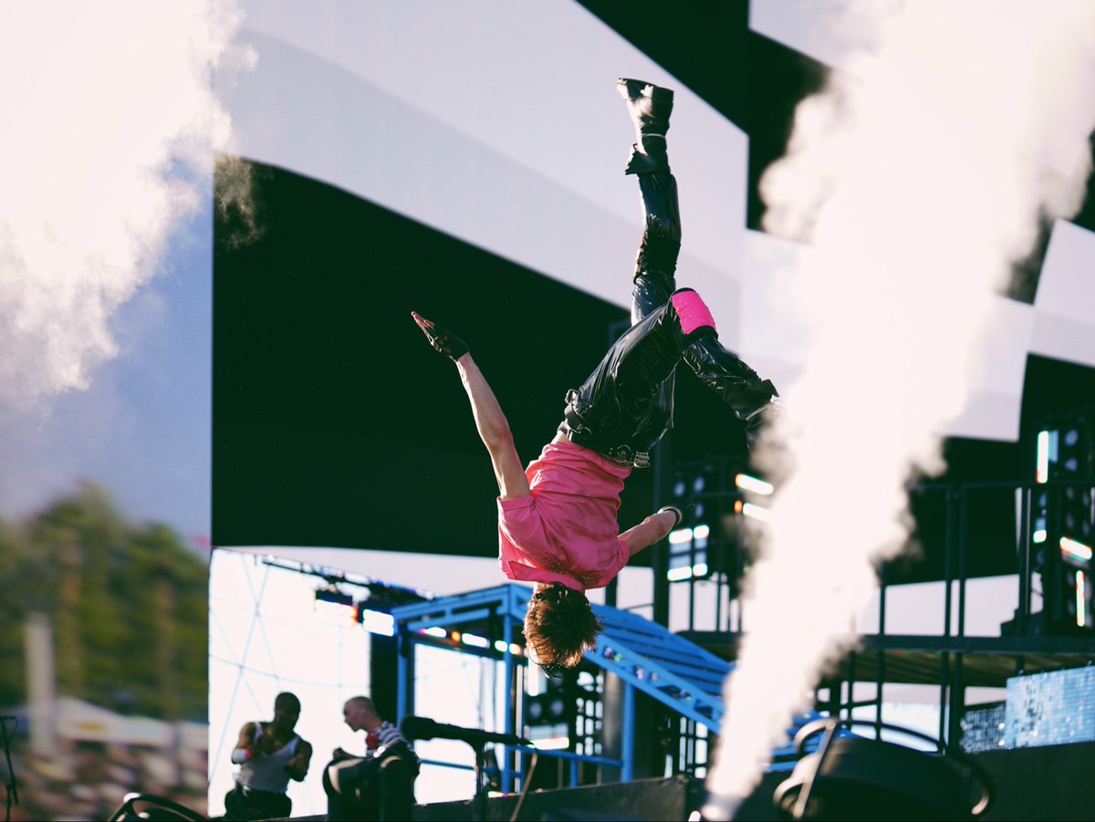 AddisonRae_HQ's tweet image. i got a taste of the coachella lifeee ✨

📸: @brittneypanda