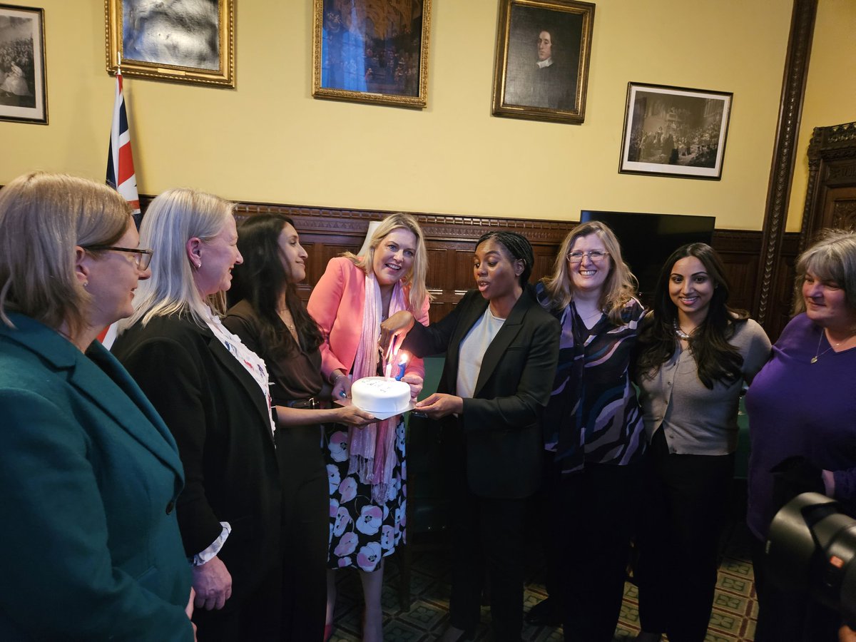 Jeannette Towey tweet media