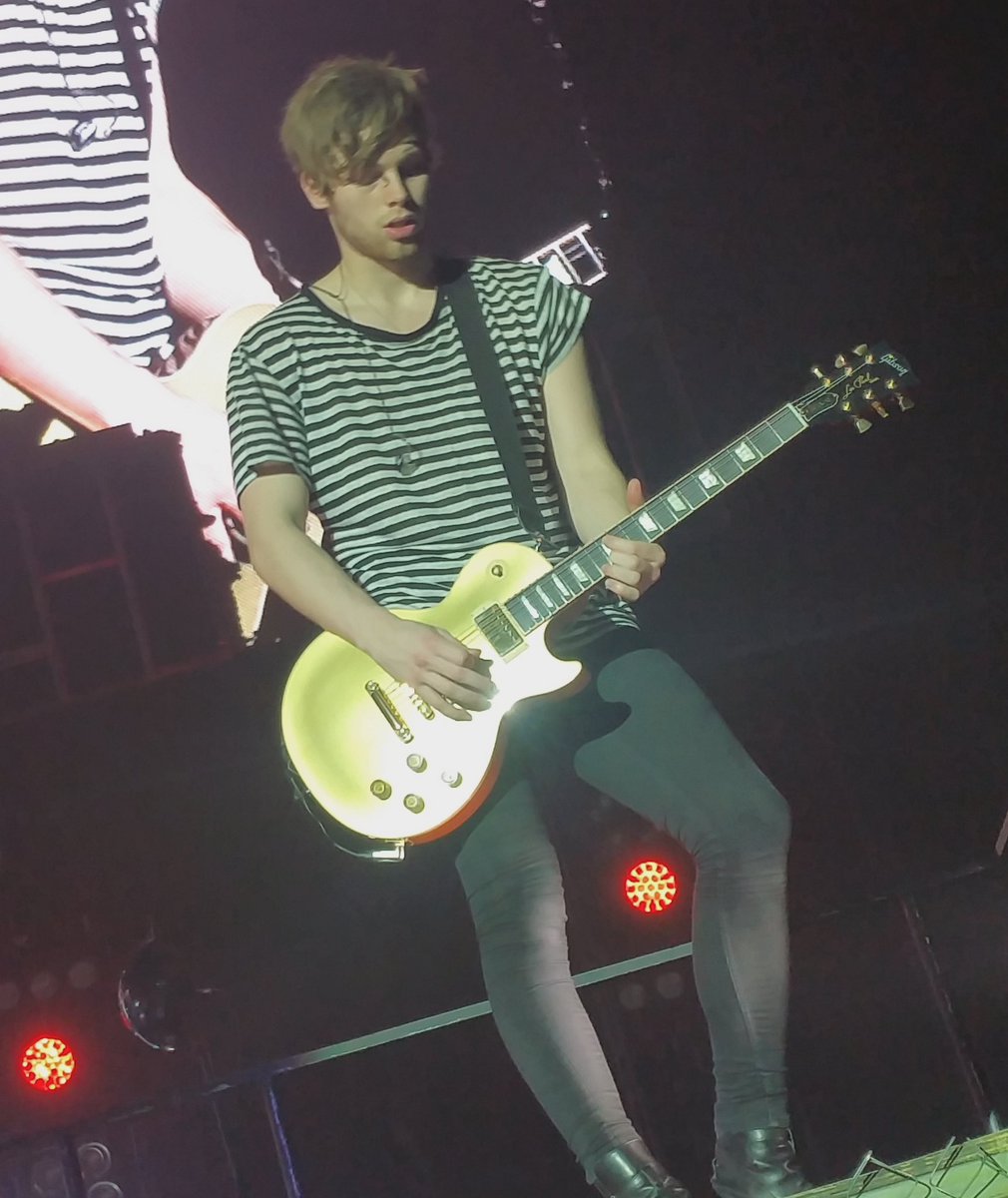 kathi🪽 tweet media