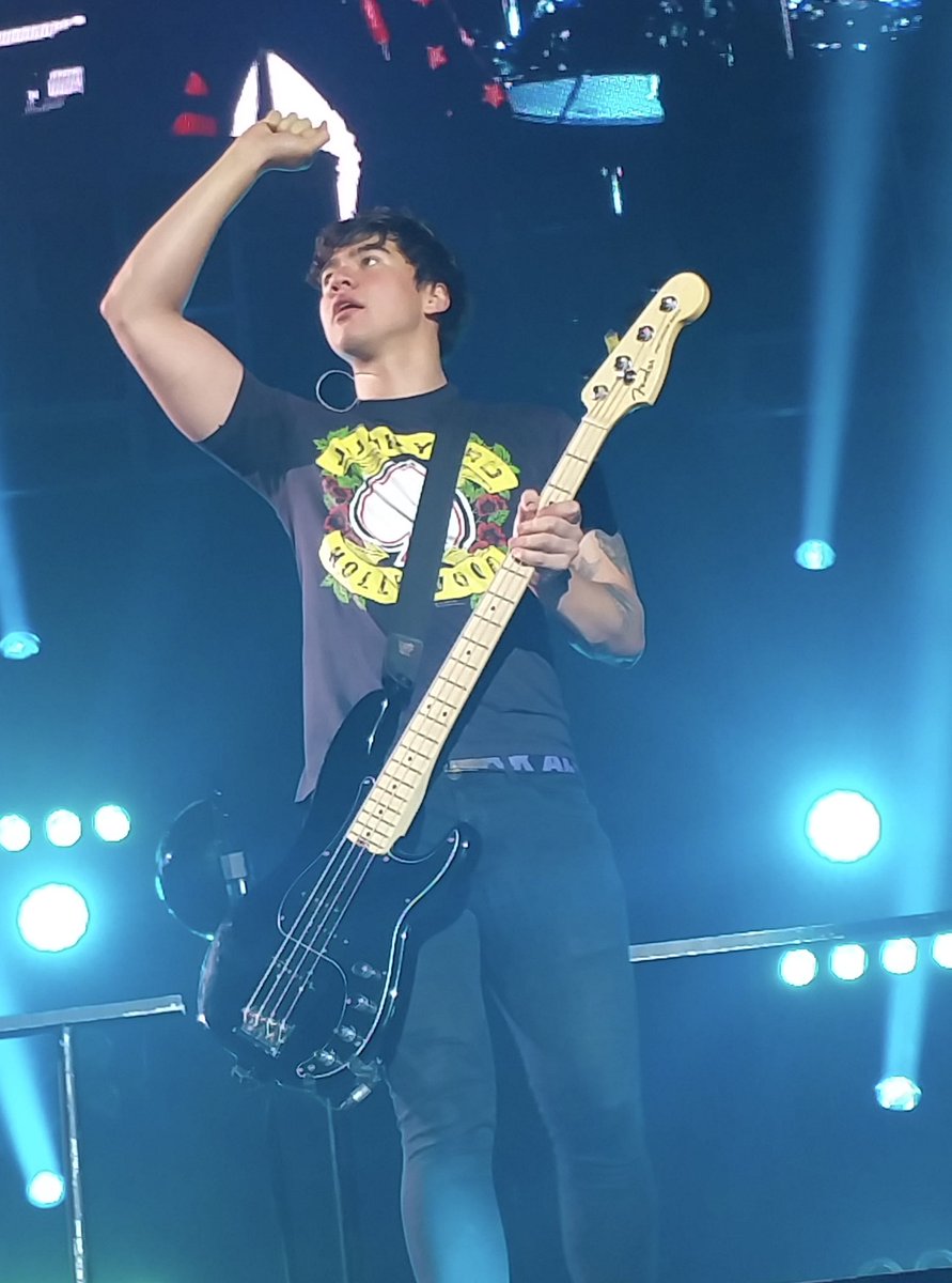 kathi🪽 tweet media