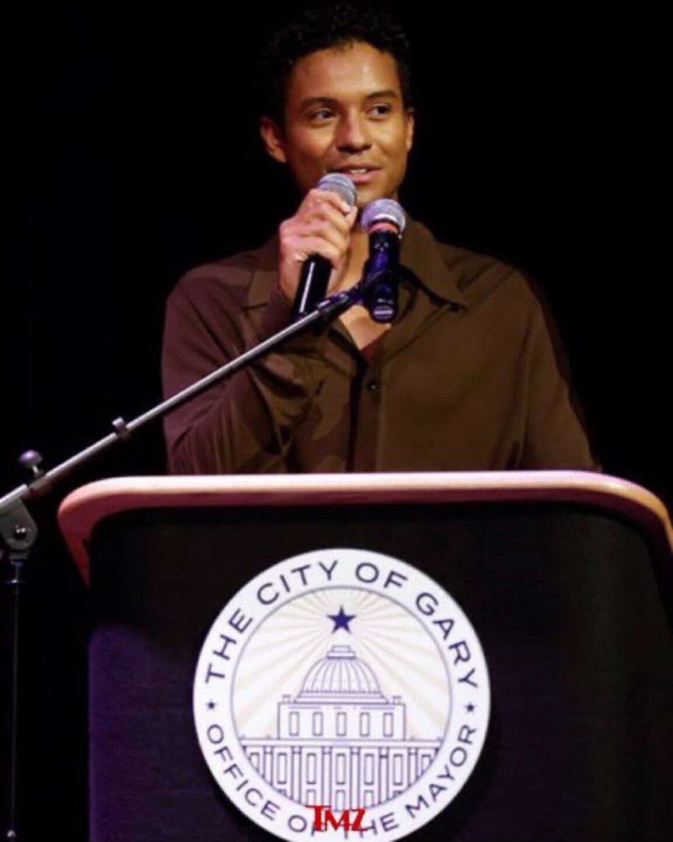 livin0ffthew4ll's tweet photo. I have no words 🤭 his smile is so beautiful 🥹 his outfits are amazing!!! And he is so handsome omg #jaafarjackson https://t.co/Qf2kwBlb2V