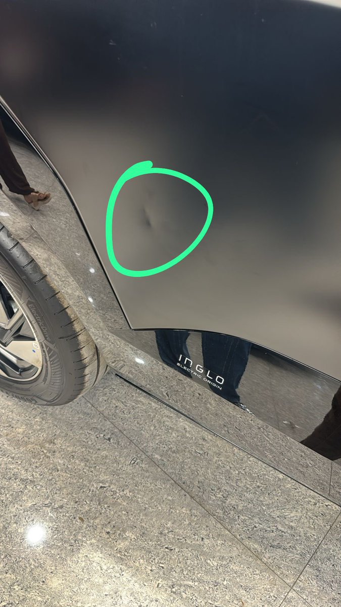 AMIT_SHAH1516's tweet photo. @18002096006 This car is still at Thane show room, photos clicked while delivering the vehicle. Registration number MH58-1516. THIS Shows your PDI https://t.co/G5KBMLS0Ju