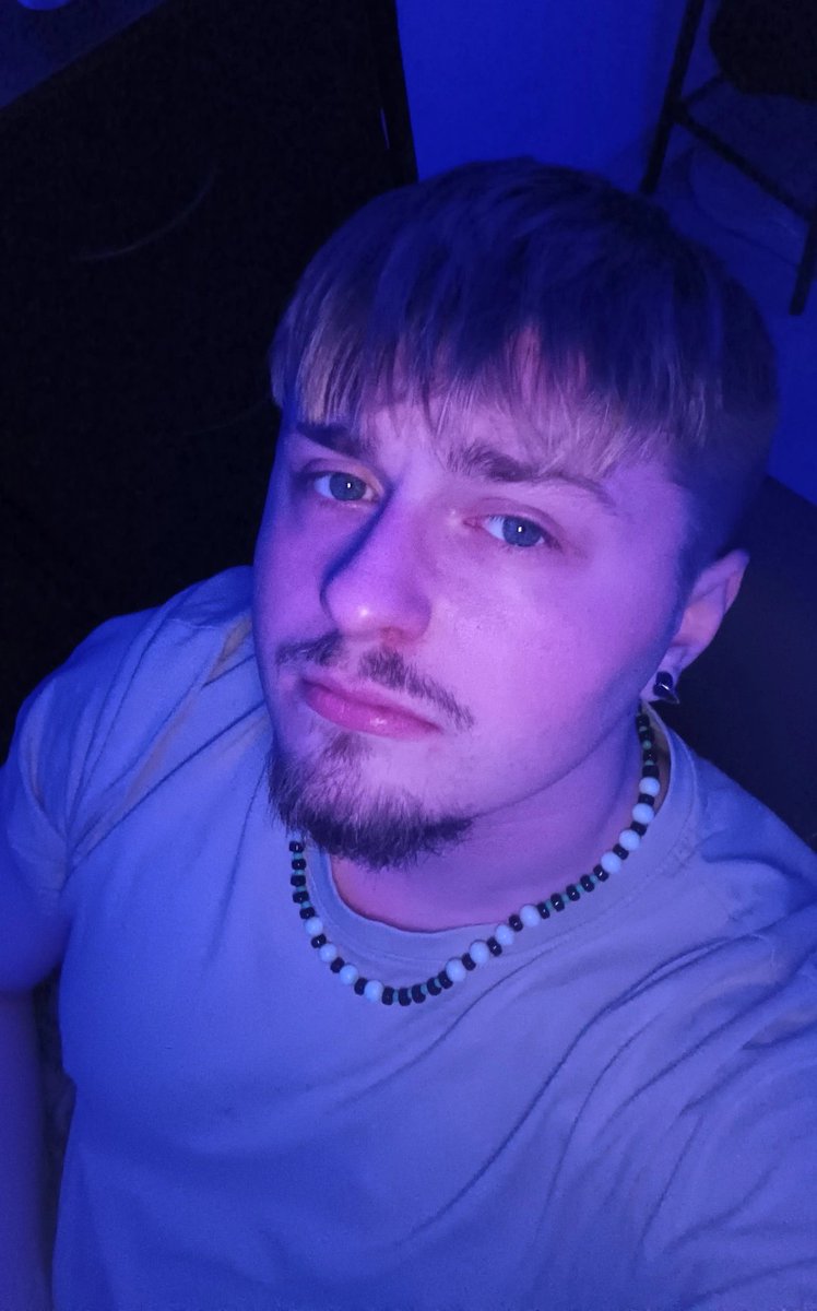 Fou Populaire 🐮🐻🏳️‍🌈 tweet media