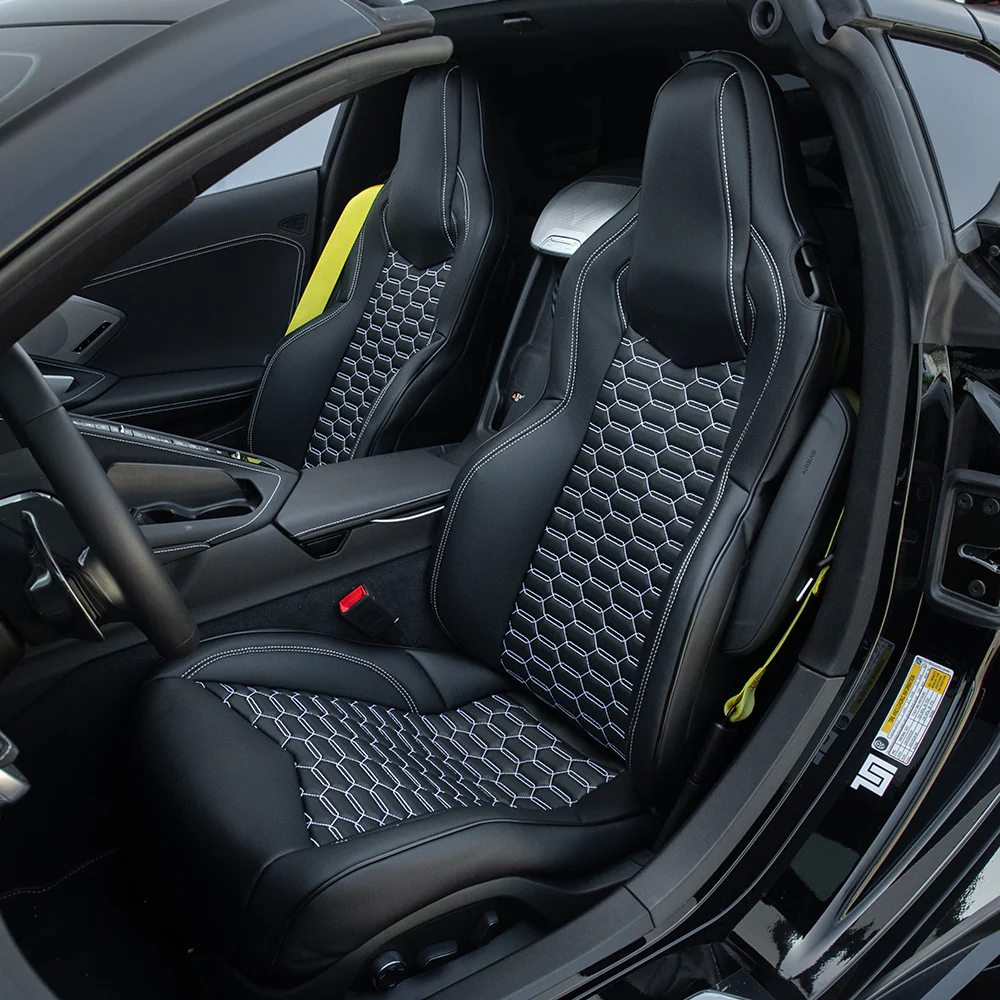 KustomInterior's tweet image. Corvette C8 feels like a supercar now 🏁 @dg_javi

#kustom_interior #CorvetteC8 #C8Vibes #MidEngine #CustomSeatCovers