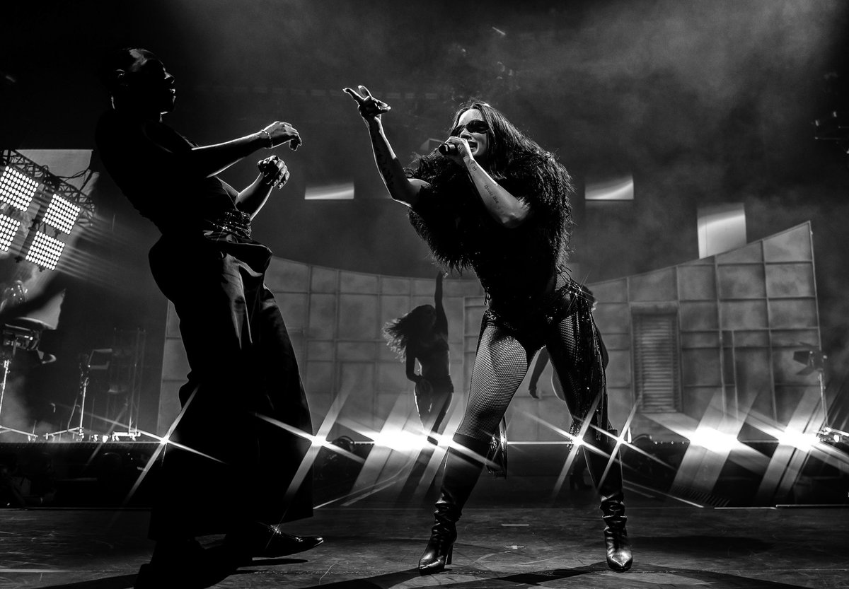 Demi Lovato News tweet media