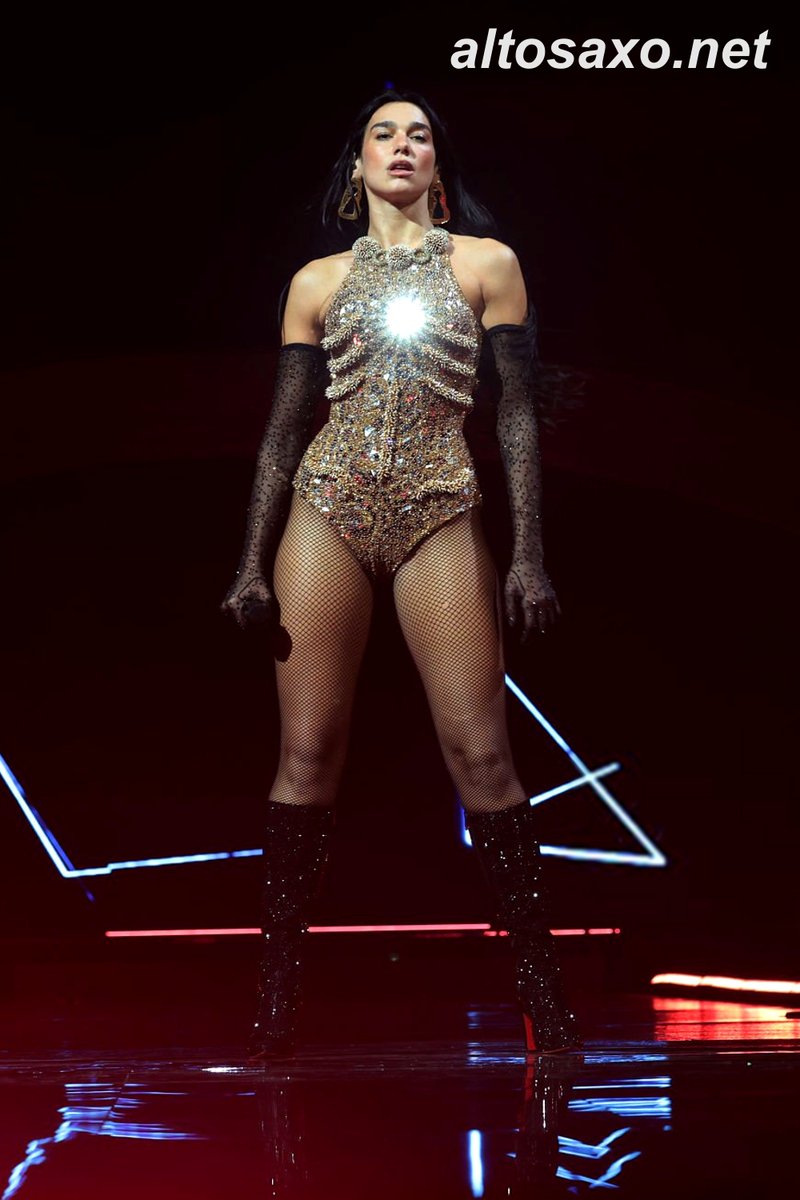 _Doolya's tweet image. DUA LIPA IS UNREAL OMG!!!

#NewRules #DuaLipa #SupportDua #TeamDua