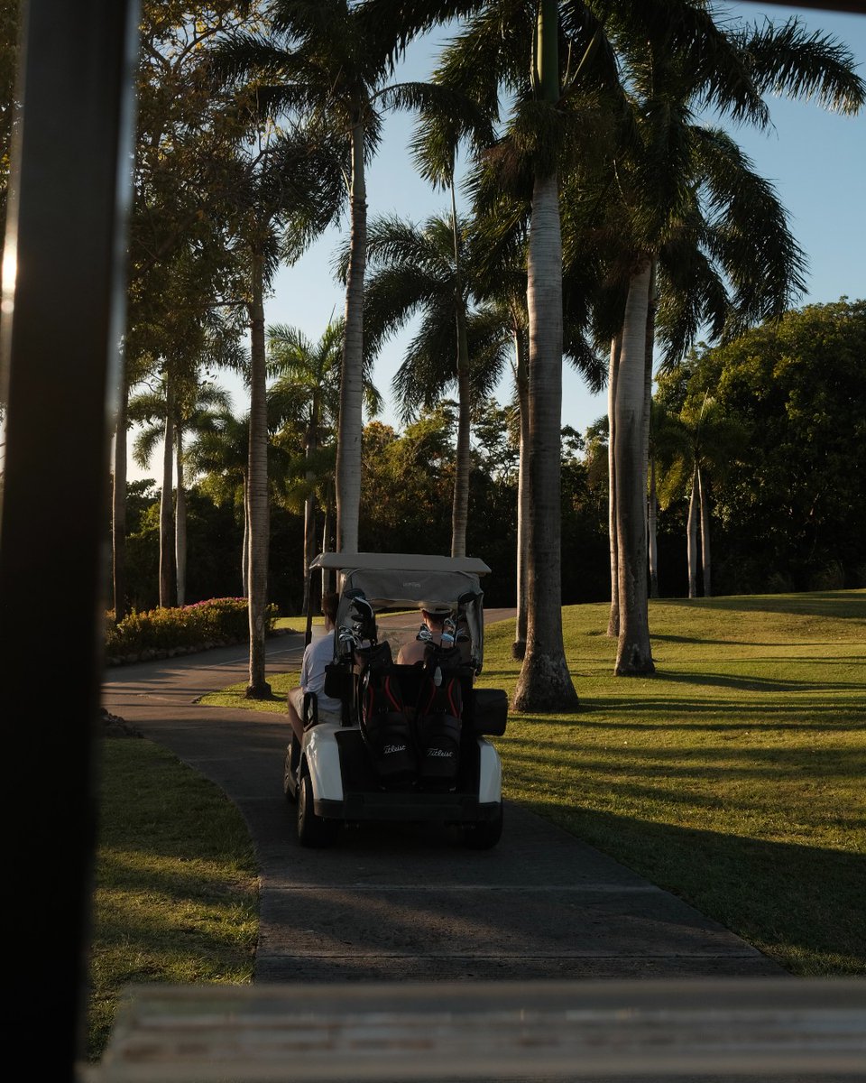 Four Seasons Nevis tweet media