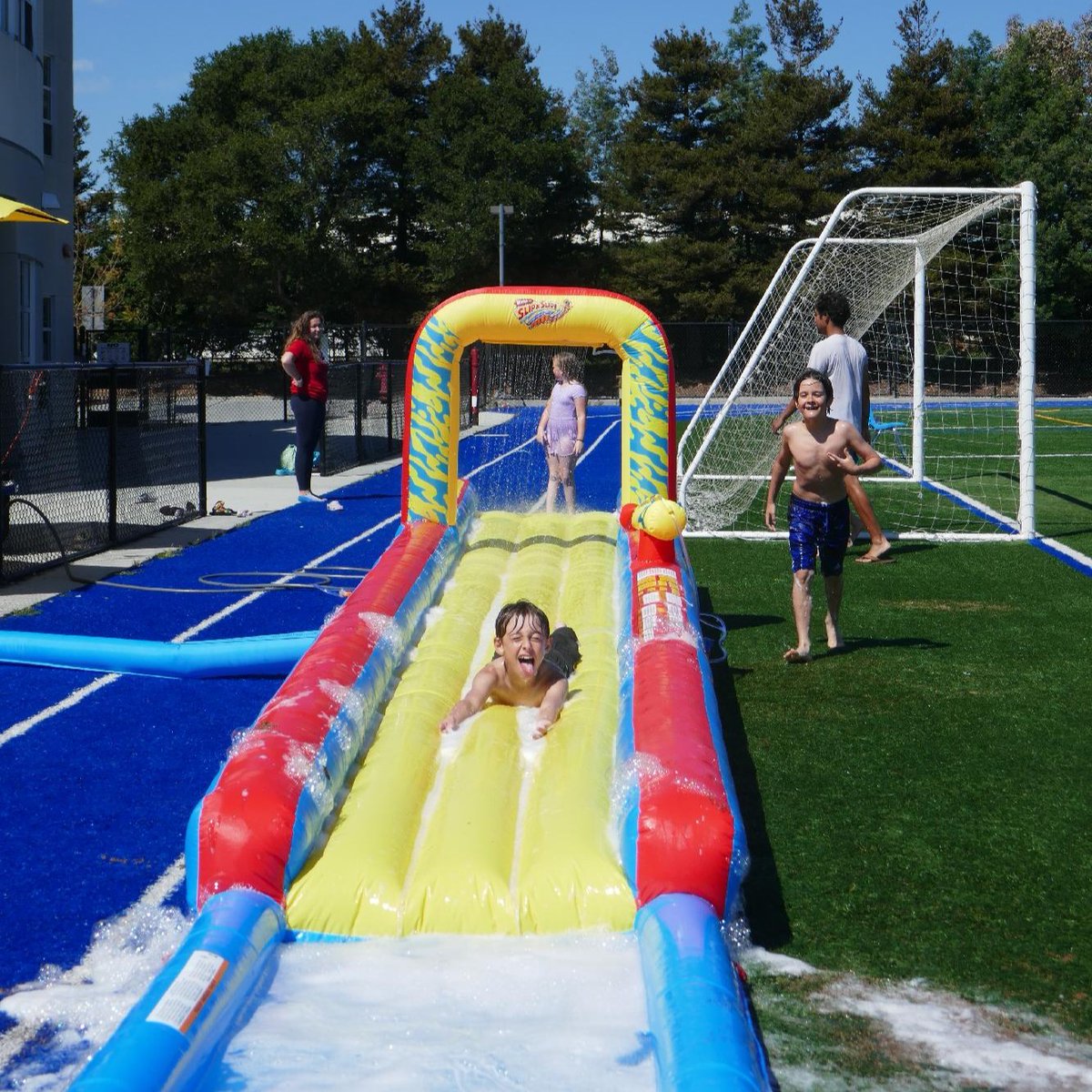 BGCofSCC's tweet photo. While school is out, the Club is here to give kids a place to play, connect, and make the most of their break in a safe, supportive environment. We can't wait to have more weeks like these this summer 💙

Register for summer camp here: https://t.co/hC3iSzG4DF https://t.co/6K2kyDHvsq