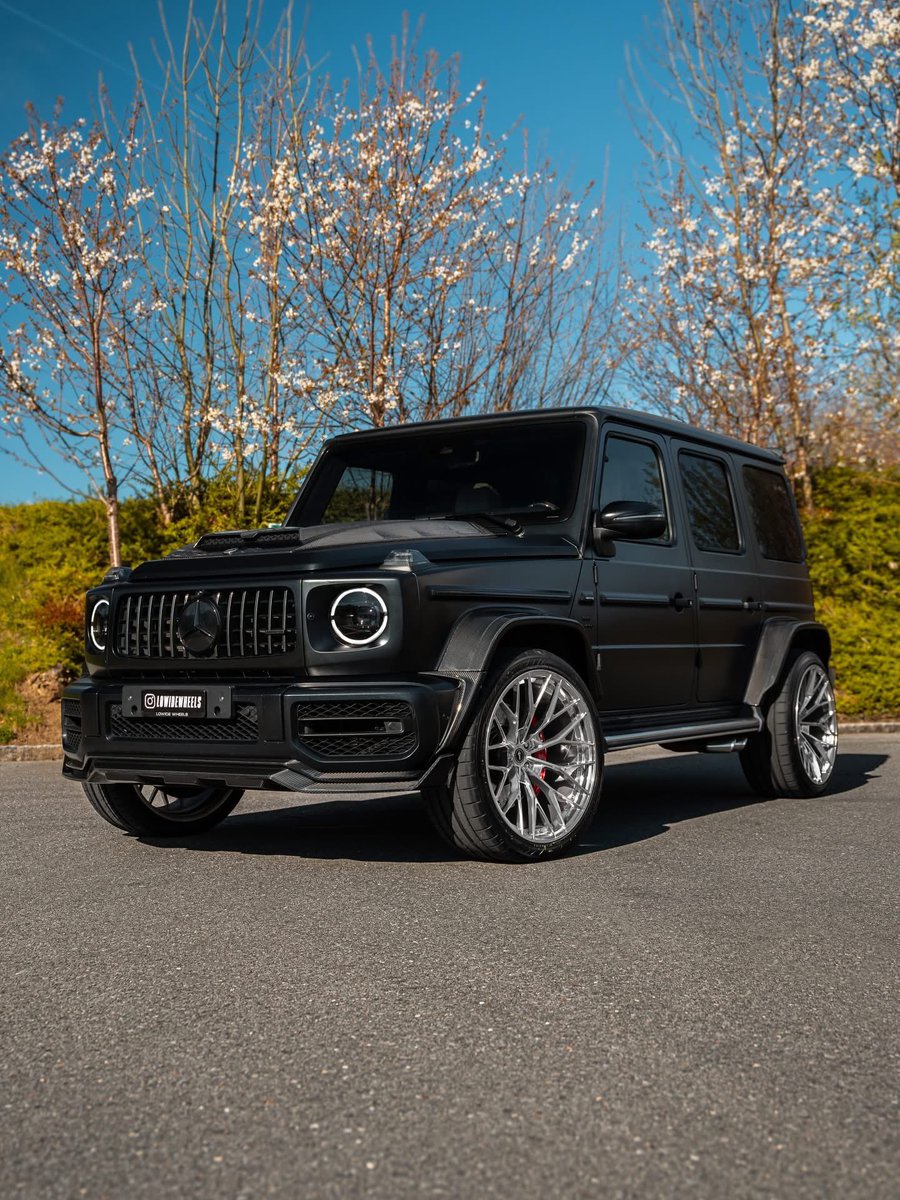 CarCultureCC's tweet photo. G63 AMG in Schwyz, Switzerland 🇨🇭 https://t.co/agRUzk75OB