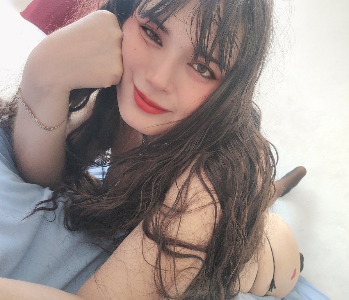 Ari eru fk @ tweet media