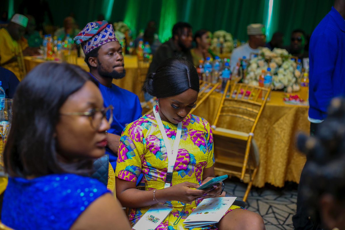 bsmhangout1's tweet image. The drive behind the Bodex Social Media Hangout comes from a place of experience and empathy. 
#ImpactMatters #SocialMediaMovement #Web3 #savas #bodexexperience #bodexhungbo