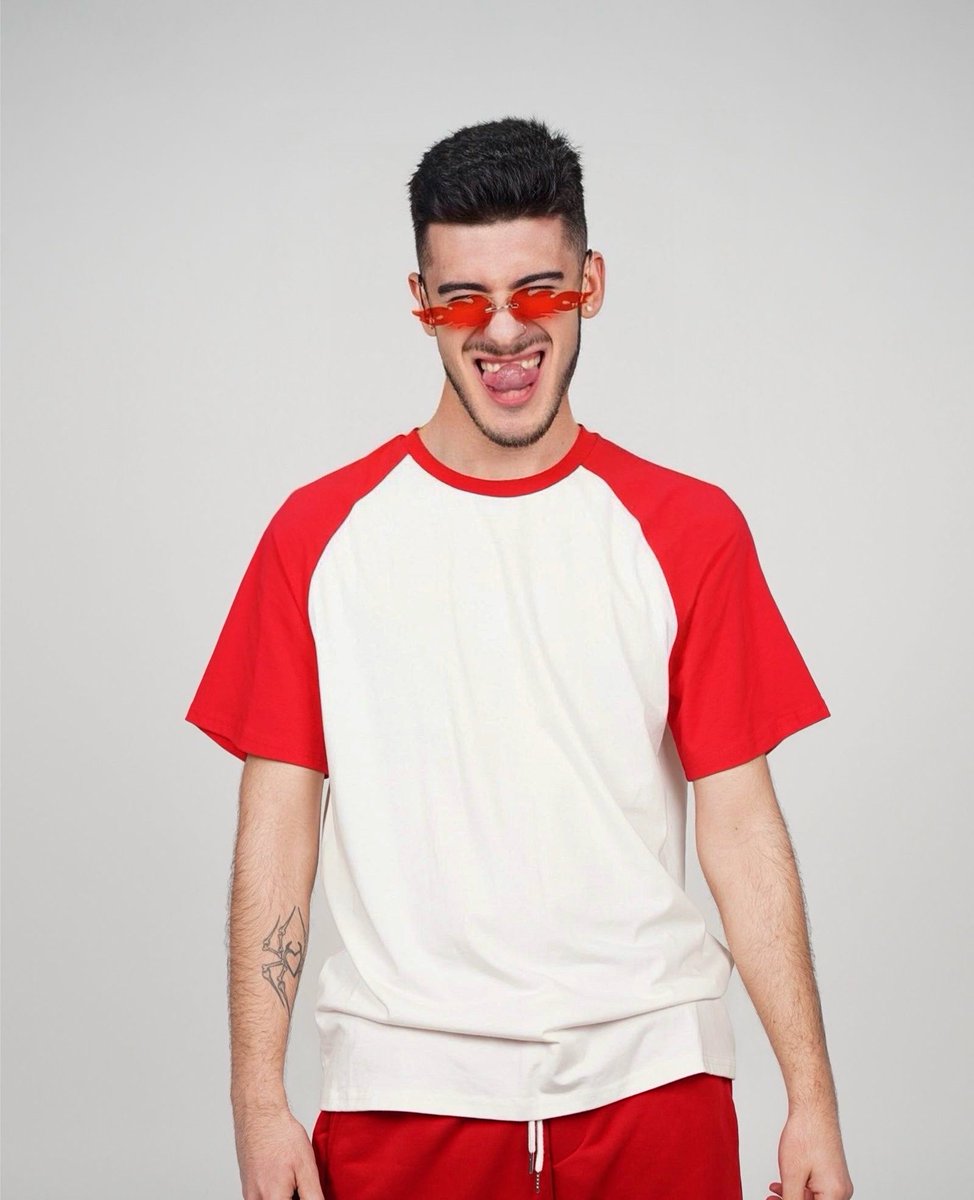 Gio/Almost a Superhero🦸🏻♂️ tweet media