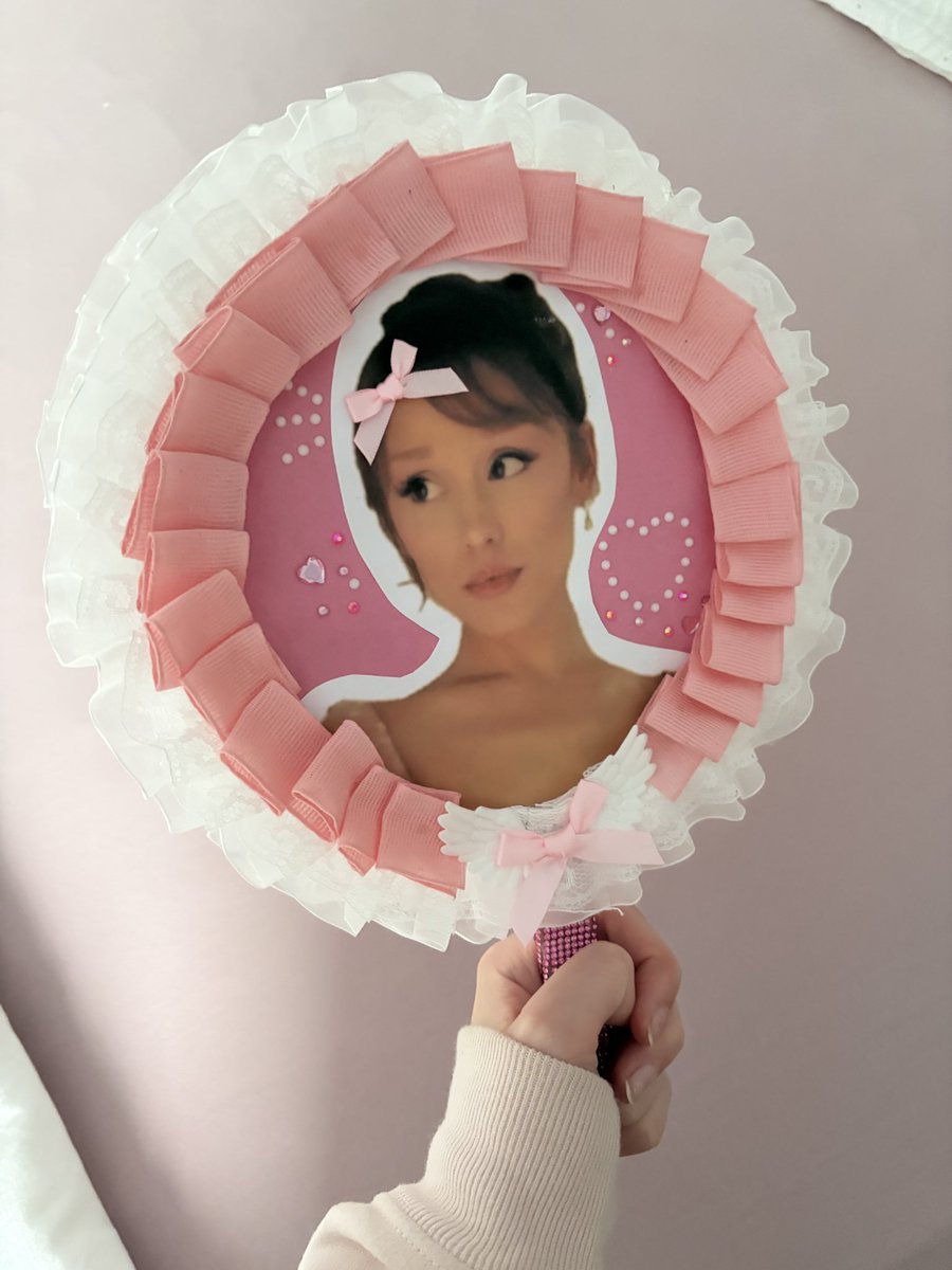 ˑ༄ lena ♡🪽 tweet media