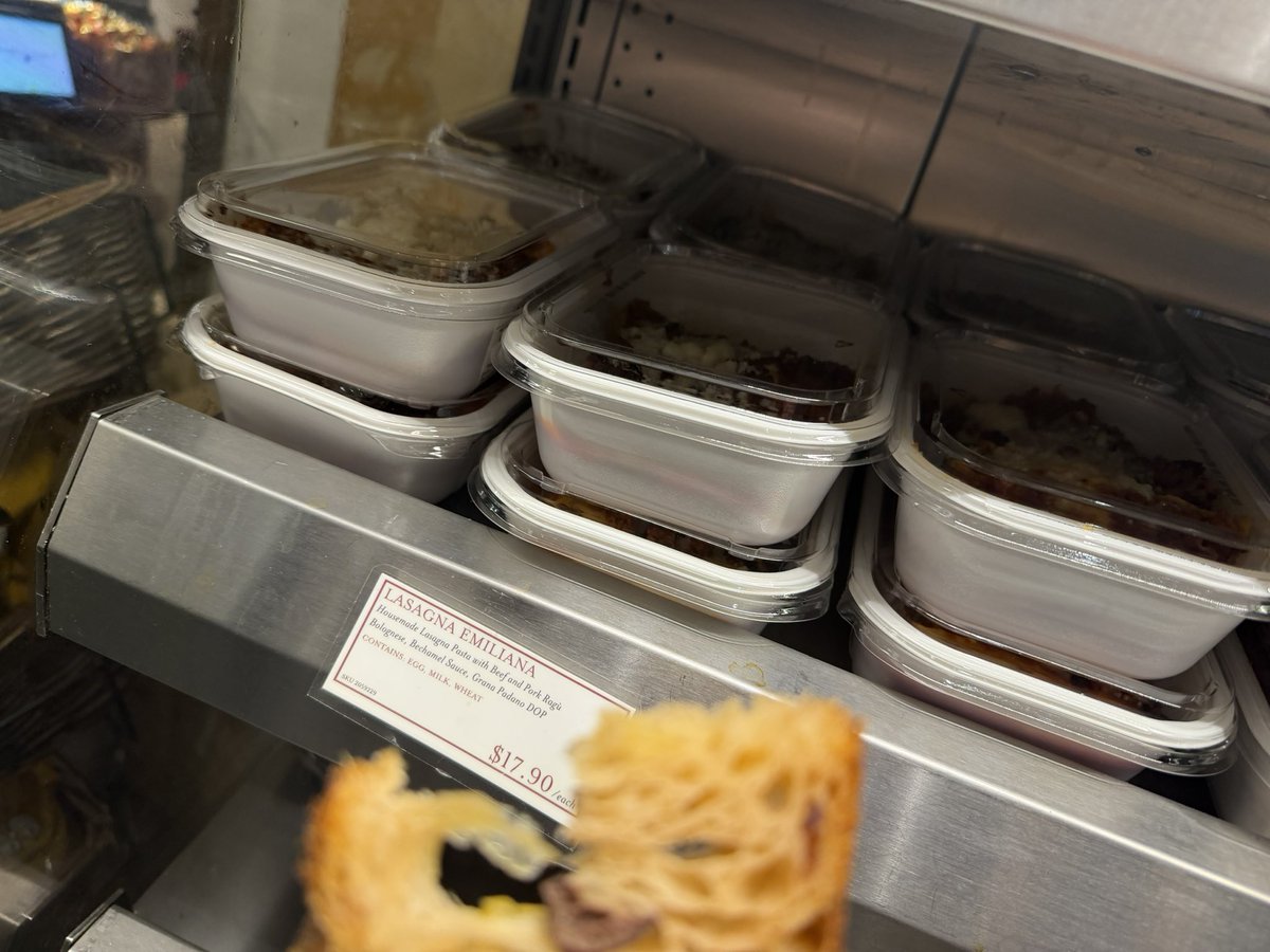 whtd u just put into a bottel? tweet media