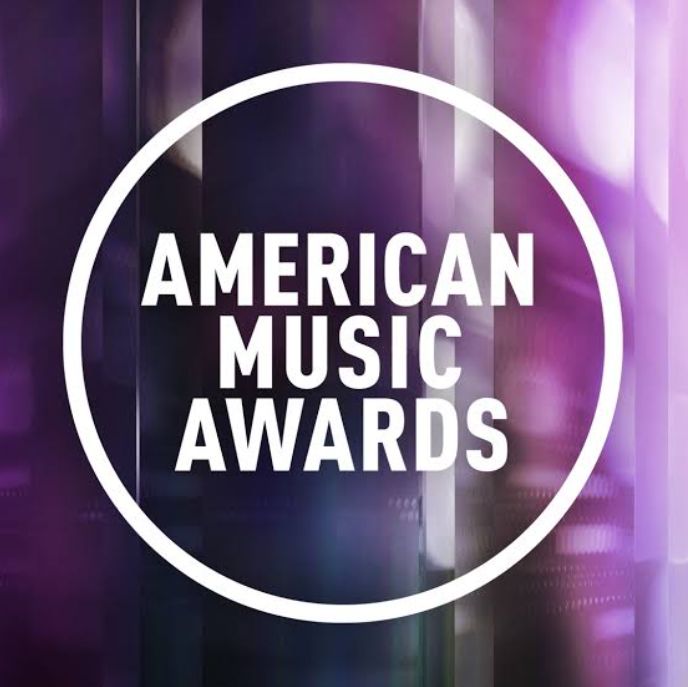 BTSARMYSocDK's tweet photo. BTS er nomineret til årets American Music Awards i 3 kategorier: 

✨ Artist Of The Year
✨ Best Male K-POP Artist
✨ Song Of The Summer med SWIM

🗳️ Afstemningen foregår 2 steder. 

1️⃣ På AMAs hjemmeside 
🔗 https://t.co/PsIJhDdYJm
Afgiv 30 stemmer i hver af de 3 kategorier.

2️⃣ På AMAs Instagram profil
Du kan stemme 30 gange pr. kategori pr. dag. 
‼️Hver stemme skal afgives med det officielle hashtag som en kommentar. KUN et hashtag per kommentar ellers er stemmen ugyldig. 
‼️DIN PROFIL SKAL VÆRE OFFENTLIG!

✨ Artist Of The Year: Brug #aotybts og skriv en kommentar. 
🔗 https://t.co/k9yAY3uMeq 

✨ Best Male K-POP Artist: Brug #malekpopbts og skriv en kommentar. 
🔗 https://t.co/TJ1JgKcbc9 

✨ Song Of The Summer: Brug #summersongswim og skriv en kommentar. 
🔗 https://t.co/TJ1JgKcbc9 

⏰Afstemningen slutter d. 8/5-26 kl. 20.59. 

#BTS #BTSARMY #BTSdk