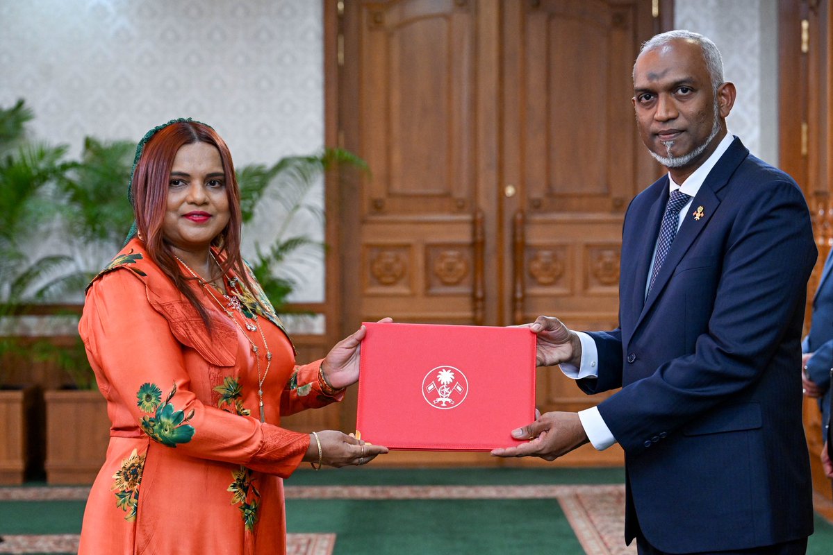 MVPMNY's tweet image. Congratulations to Minister @IruthishamAdam on her appointment as the Minister of Foreign Affairs of the #Maldives.🇲🇻

We are honoured to welcome our second woman Foreign Minister and look forward to benefitting from her experience, guidance, &amp;amp; stewardship of @MoFAmv.