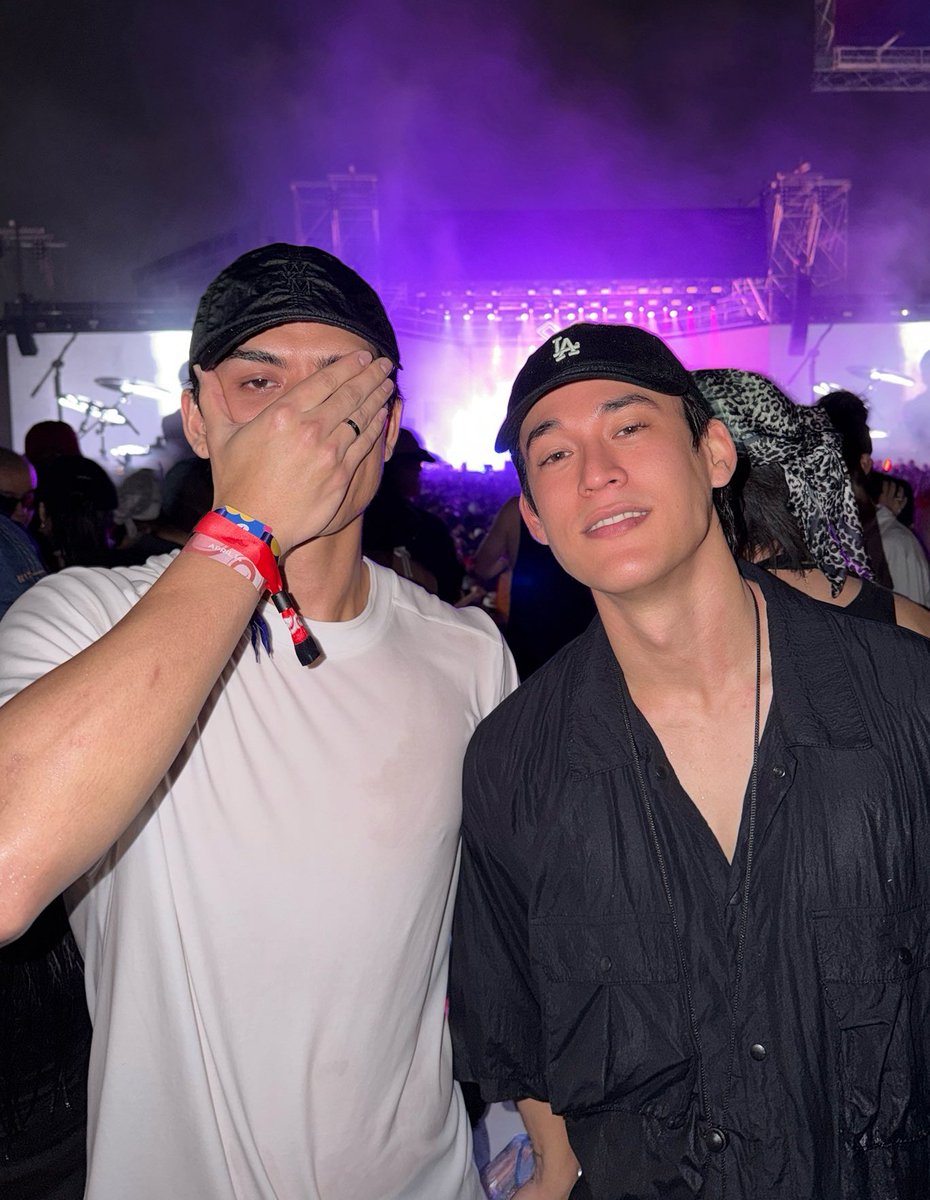 bolayupiii tweet media