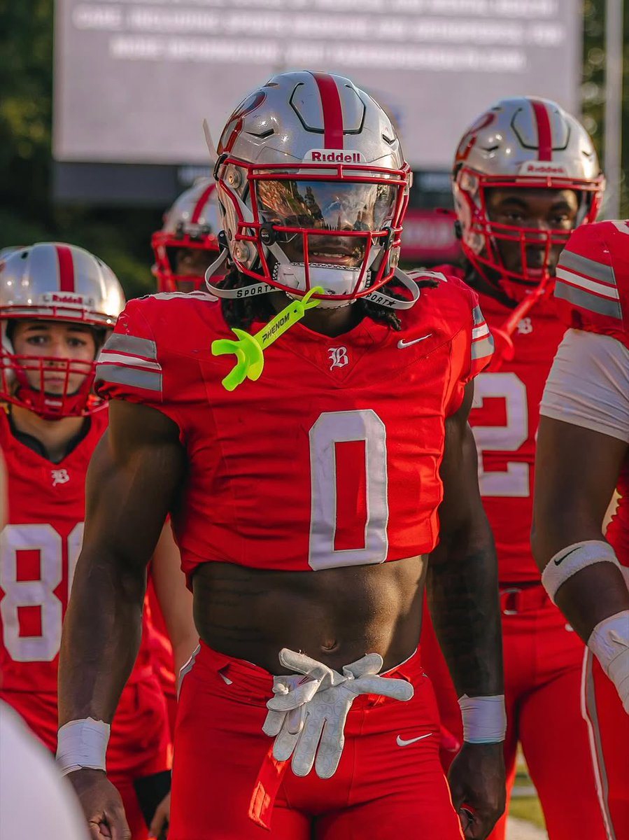 asidoti13's tweet image. Five-star running back David Gabriel Georges names #Tennessee in top four schools along with Ohio State, Ole Miss, and Georgia 🍊 

The Quebec native who stars at Baylor School in Chattanooga will officially visit Tennessee the weekend of June 5th: fanrunradio.com/sports/five-st…