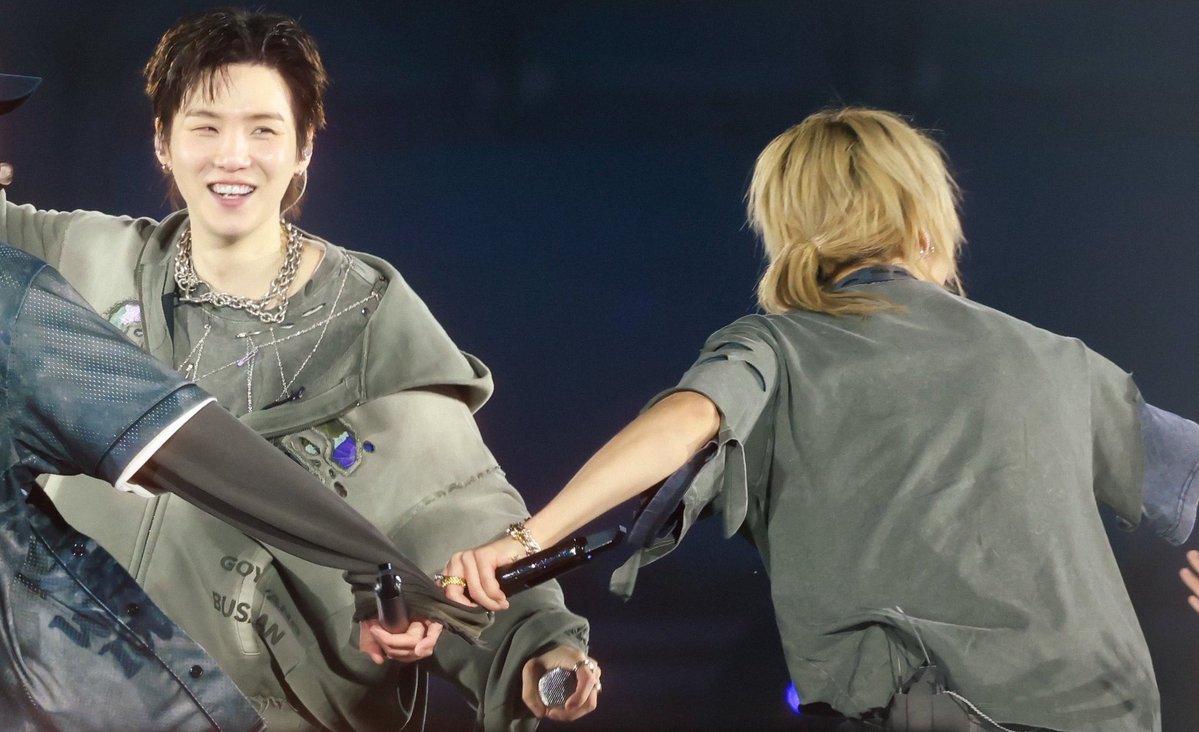 nika⁷ 2.0 | open for comms tweet media