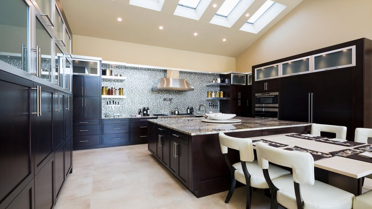 PirnejadGroup's tweet image. Natural light in the kitchen is always a win, but skylights—are they the perfect touch or just unnecessary? 🏠

949-939-0134
Piere@ochomegallery.com
ochomegallery.com
Proven - Professional - Passionate
#kitchen #skylights #naturallighting