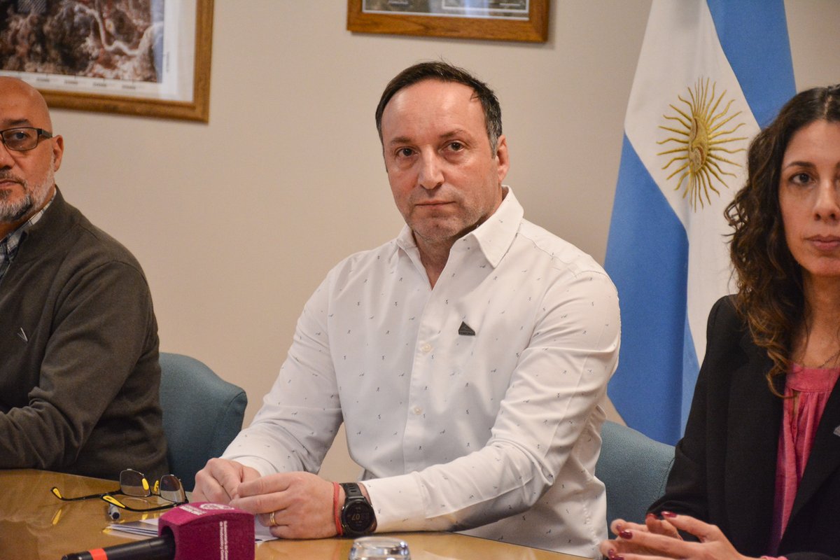Fomicruz se tweet media