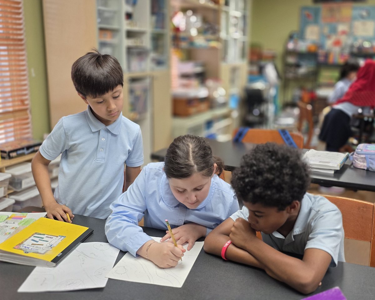 pprepschool's tweet image. Learning about landforms becomes more powerful through cooperative learning. Students work together to explore Earth’s features, building science knowledge, communication skills, and confidence at the same time. 
#CooperativeLearning #EarthScience #STEMEducation #ScienceEducation