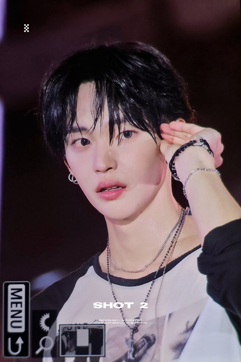 𝘚𝘩𝘰𝘵 2 tweet media