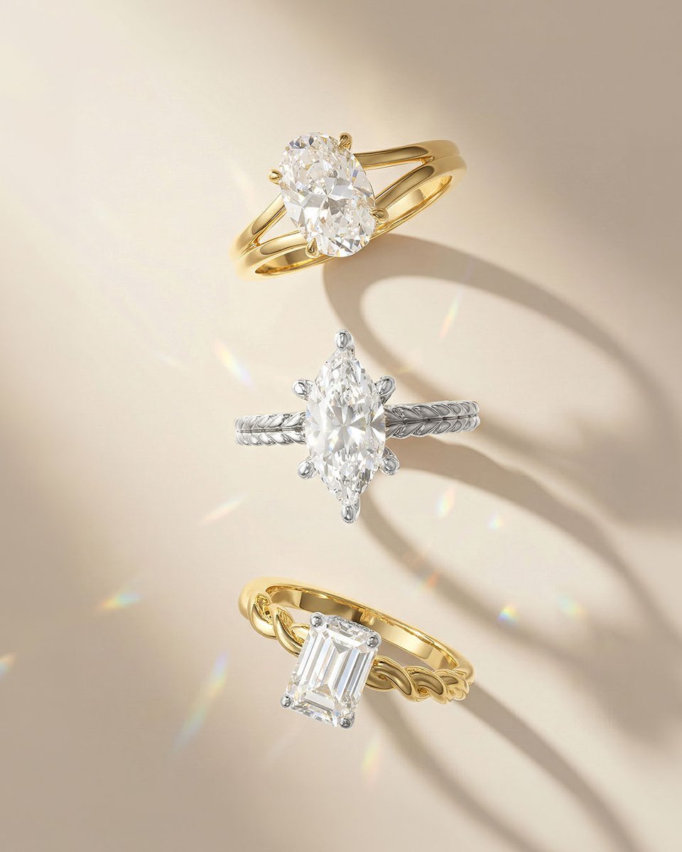 Ashi_Diamonds's tweet image. Stones so bright they should come with their own power bill 🤷‍♀️💡

#EngagementRing #DiamondRings #2026Bride #BridalJewelry #ASHI