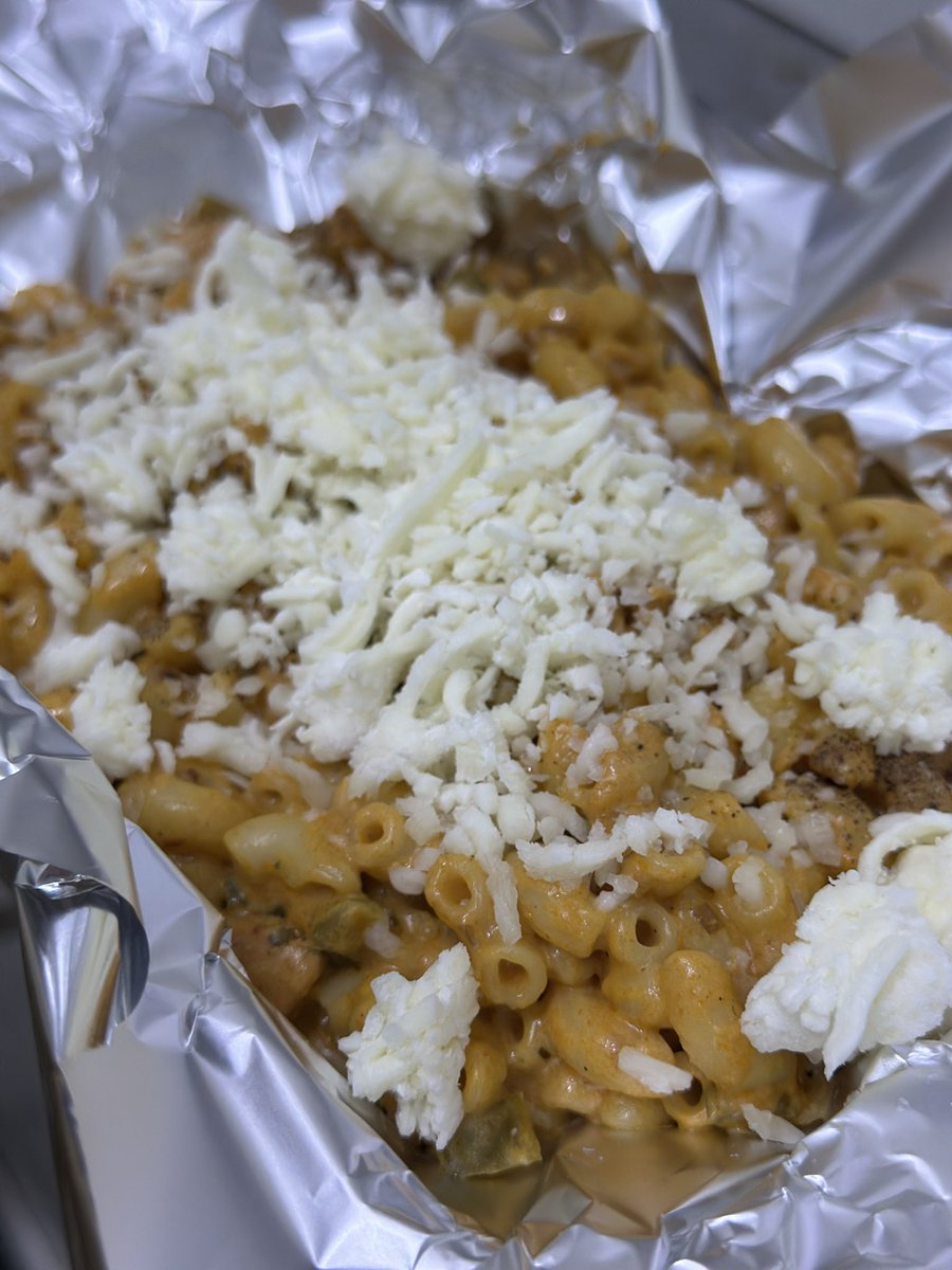 الــمترفہ tweet media