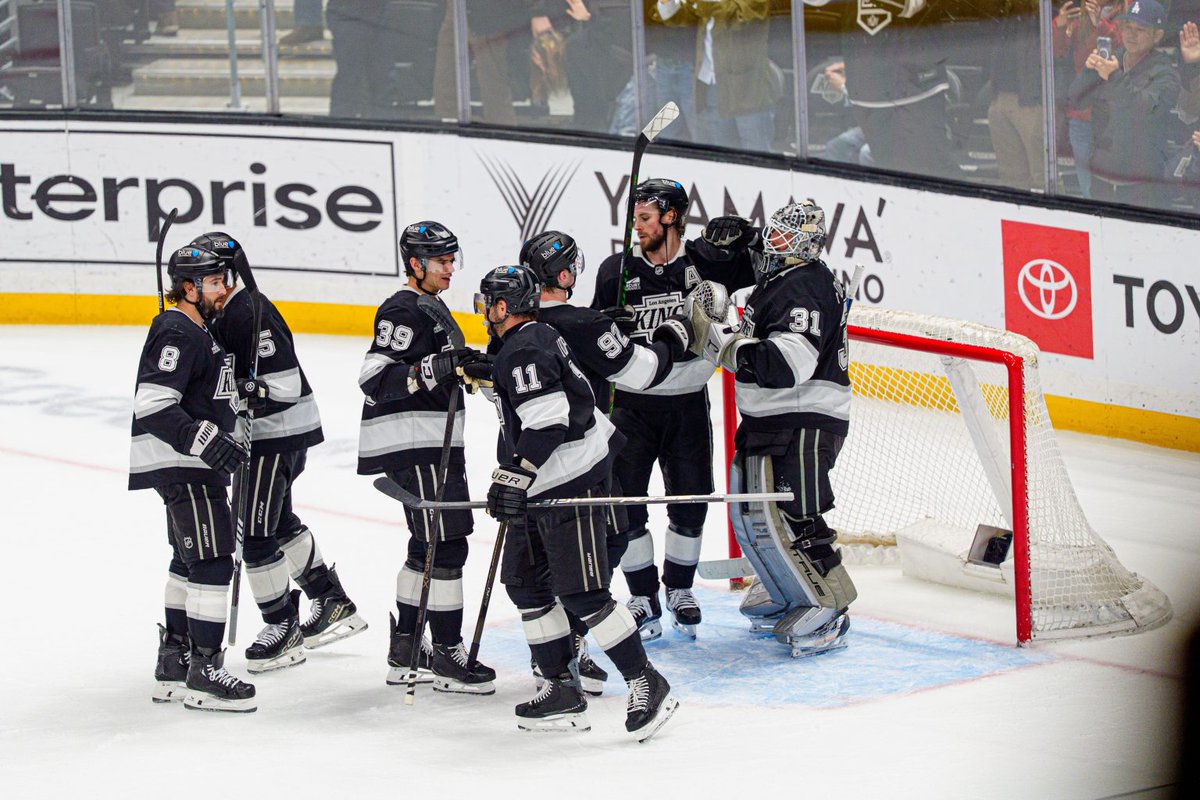 mayorNHL's tweet photo. POLL: Cast Your Votes for LA Kings 2025-26 Awards

https://t.co/Mvd3WPb3UC https://t.co/LvebKzpOzN