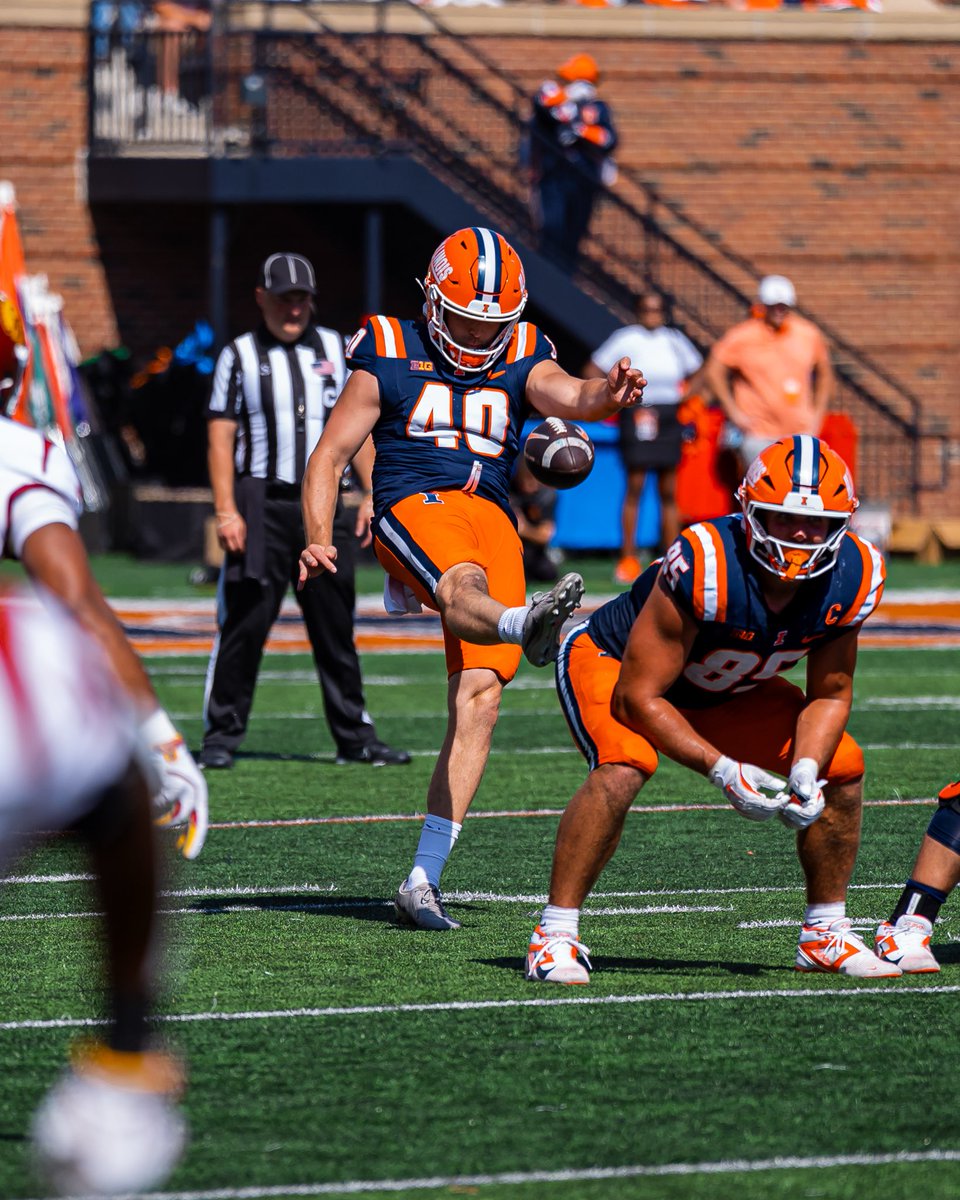 AaronWilson_NFL's tweet photo. llinois @IlliniFootball punter Keelan Crimmins did well at #Colts local prospect day and has met with several @CFL teams ahead of their draft. had 44.0 average, season-long 60-yard punt in win at Duke. At Purdue, he was All-Big Ten honorable mention, 44.9 average, and Ray Guy Award Watch List