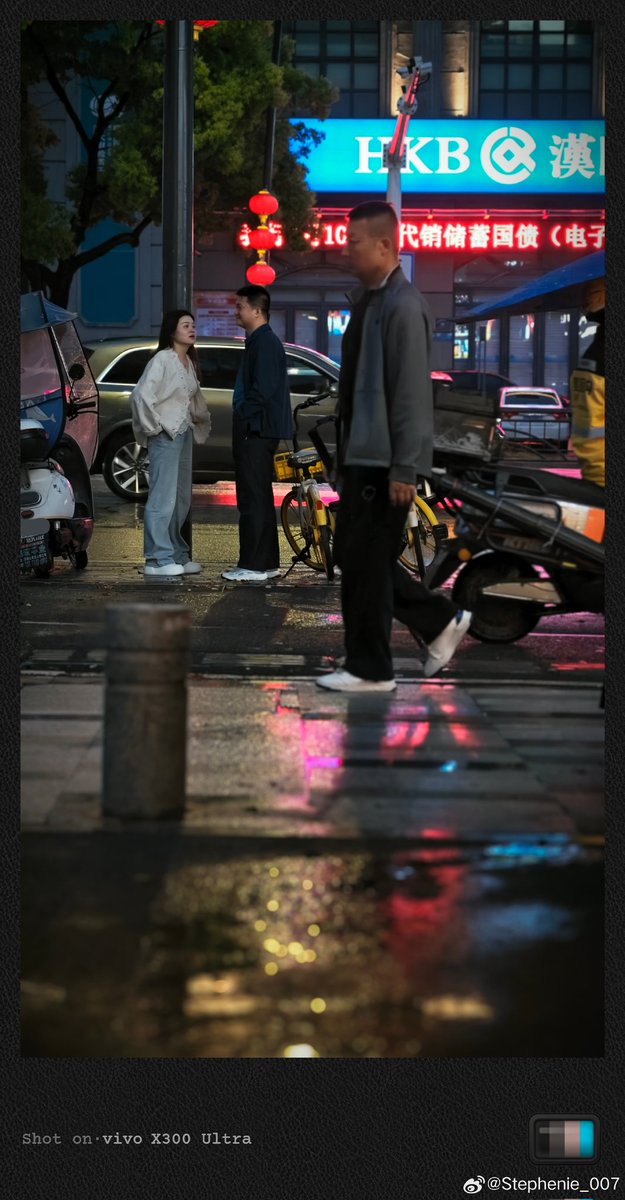 ayansonunigam's tweet image. Vivo X300 Ultra 🚨 

Camera samples 👇 Humanistic Street Photography 🤩
#vivo #vivoX300Ultra #OriginOS6
