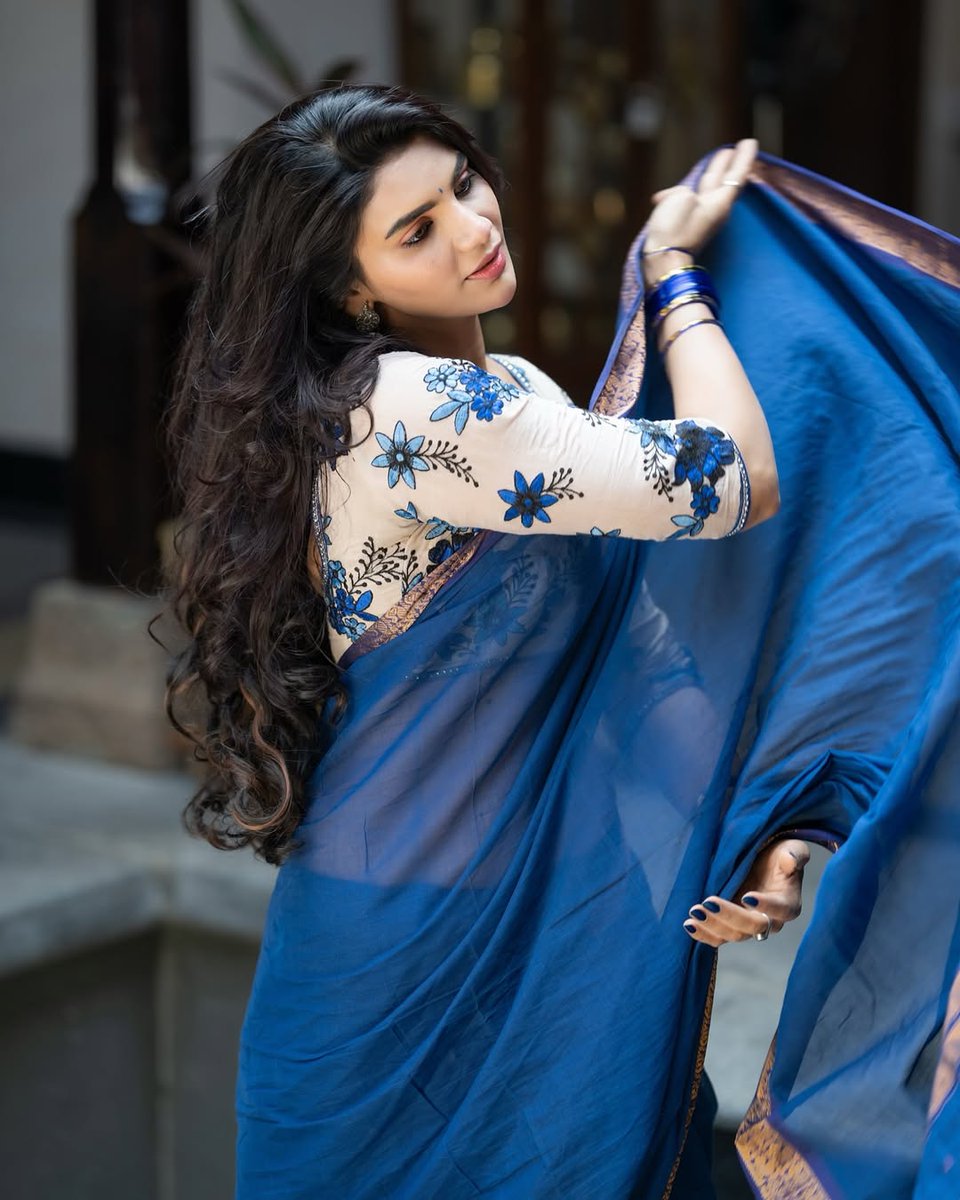 Yours Framefully tweet media