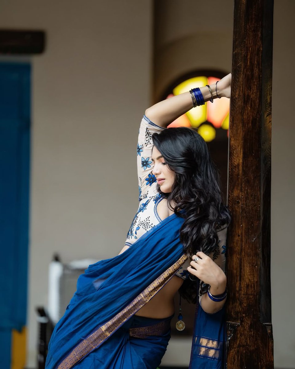 Yours Framefully tweet media