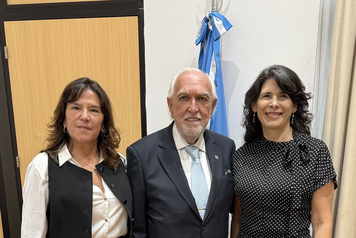 Inés Brizuela y Doria tweet media